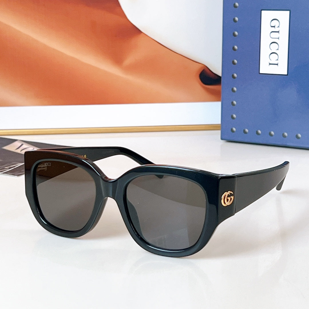 Gucci Sunglasses 655500