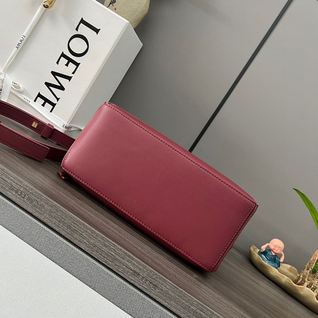 Loew Puzzle Fold Tote Iblack Shiny Calfskin