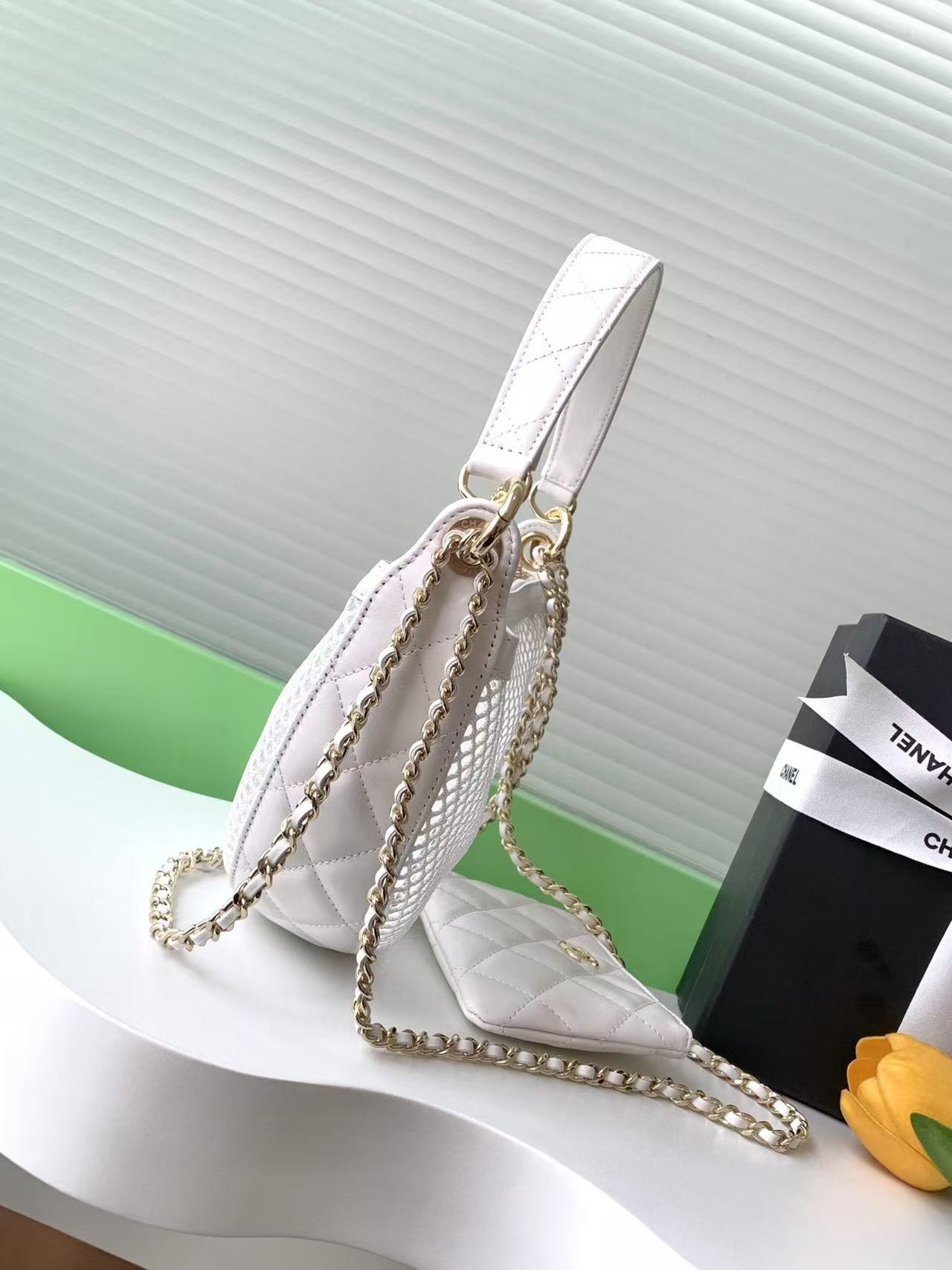 CC Large Tote 39 Light Beige Canvas Pearl Logo