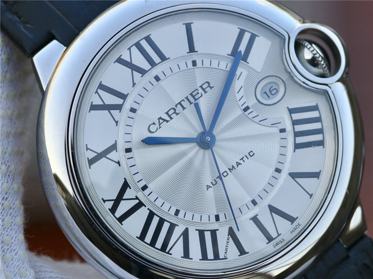 Panthere De Cartie Quartz Pink Gold Case