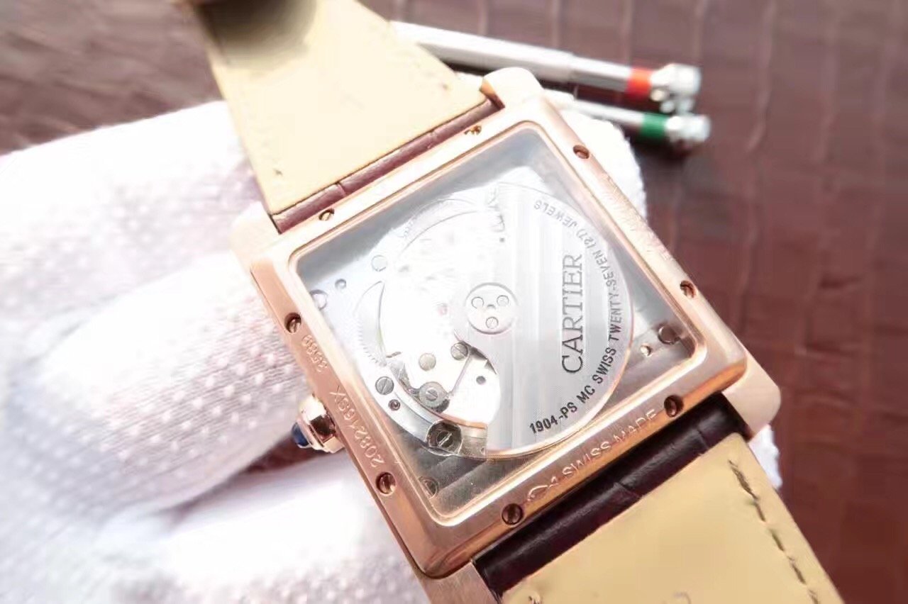 Panthere De Cartie Quartz Pink Gold Case