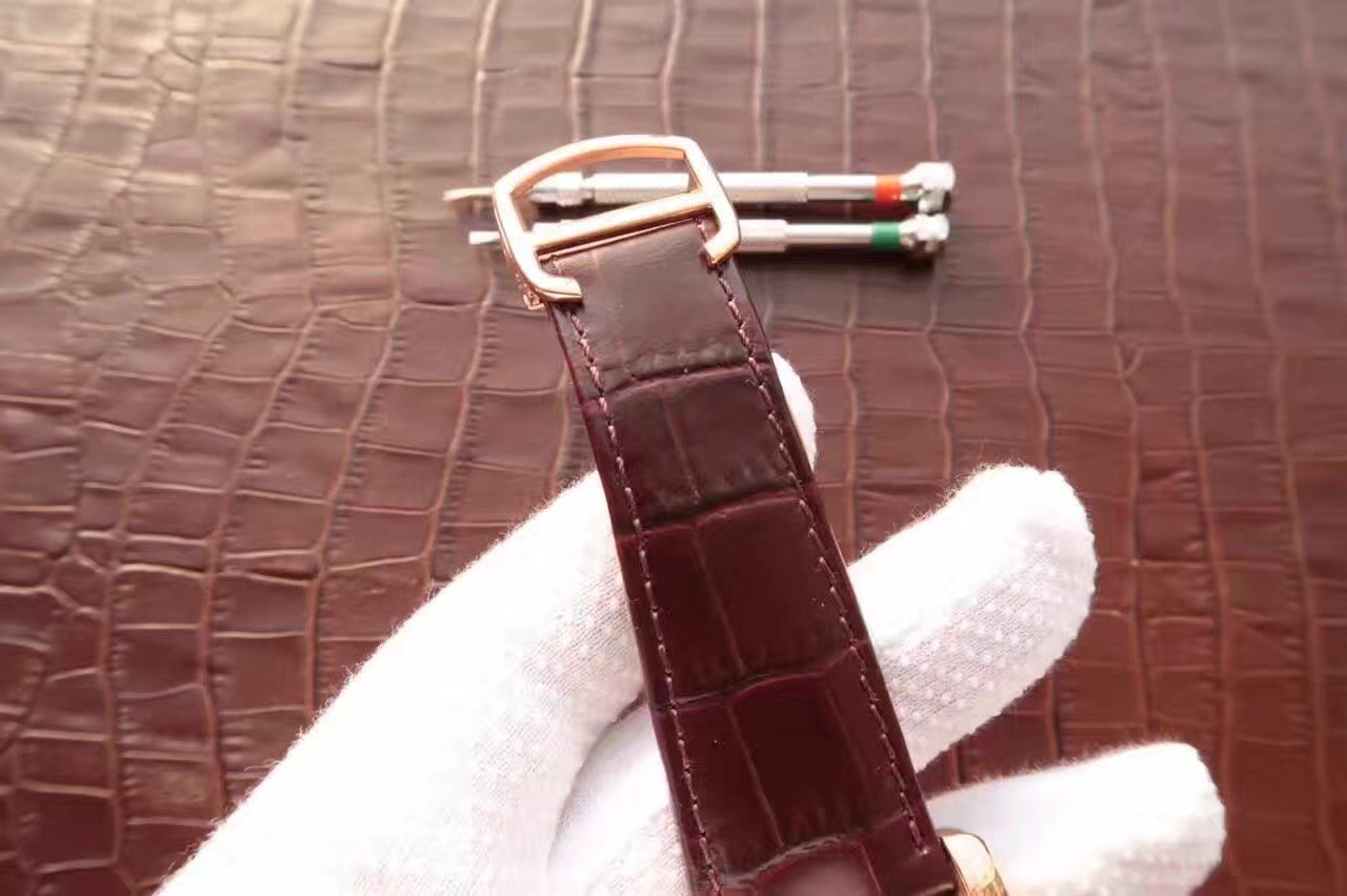 Panthere De Cartie Quartz Pink Gold Case