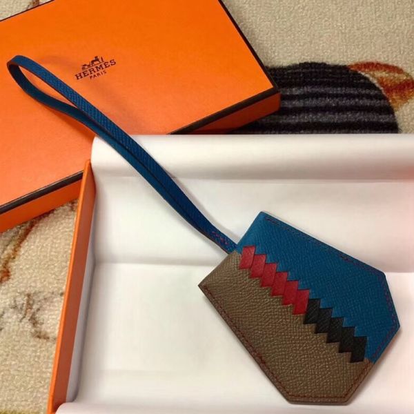 HM Clochette Cles Grand Tressage Charm In Taupe And Blue