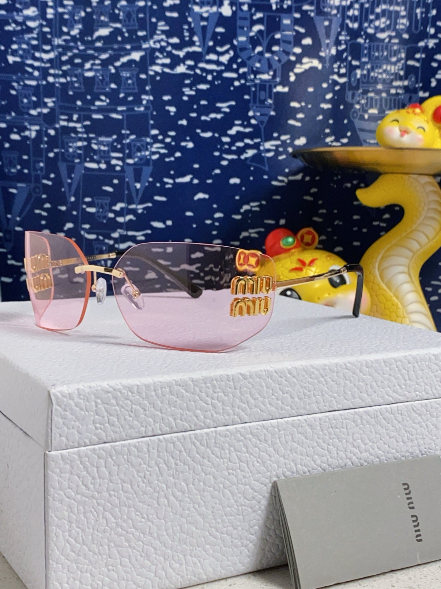 Miumiu Sunglasses 559678