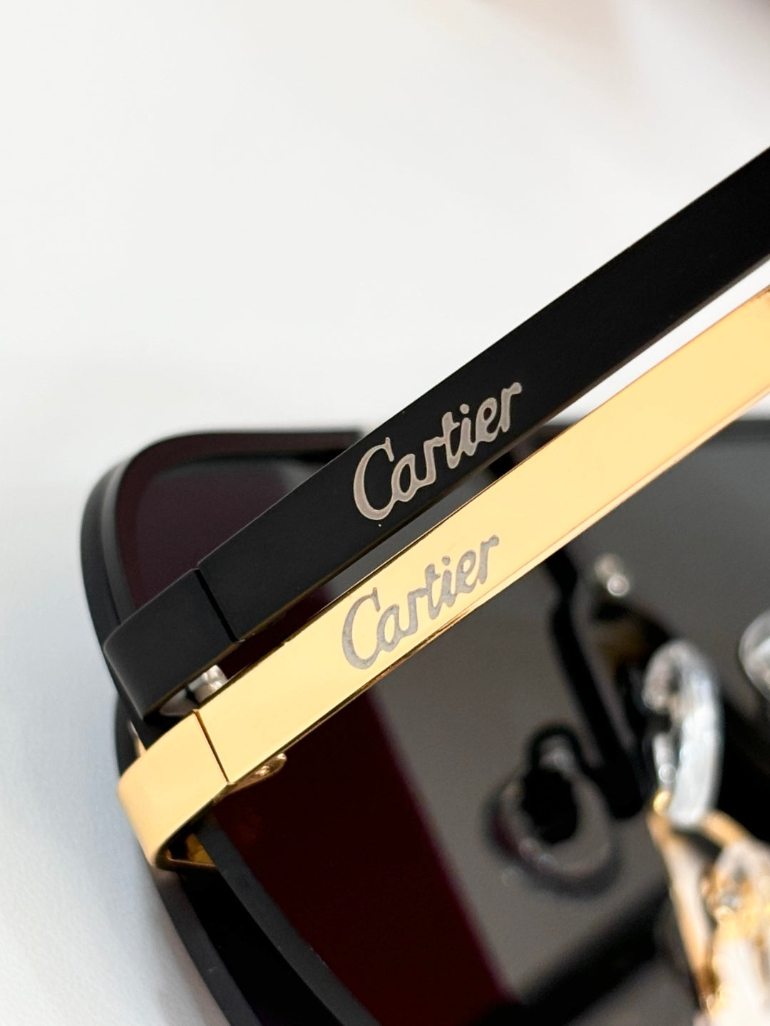 Signature C De Aviator Frame Sunglasses 524543 In Metal