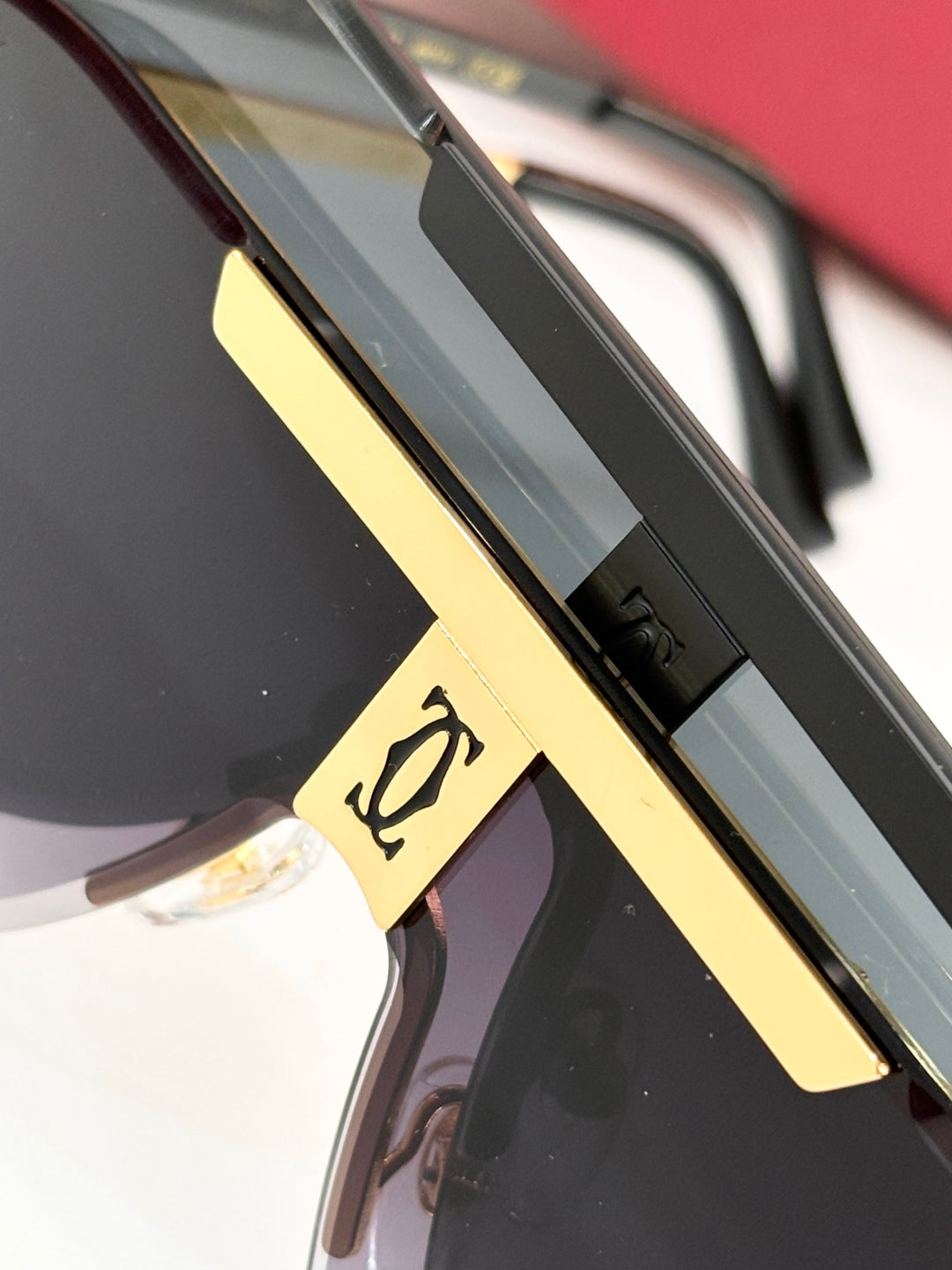 Signature C De Aviator Frame Sunglasses 524543 In Metal