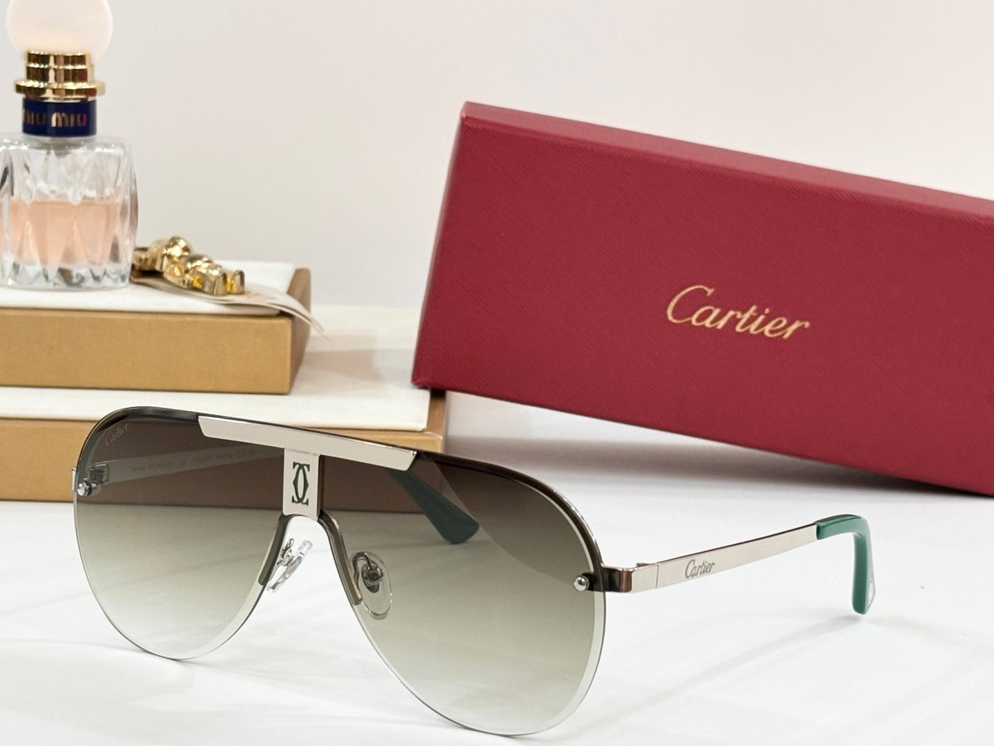 Signature C De Aviator Frame Sunglasses 524543 In Metal