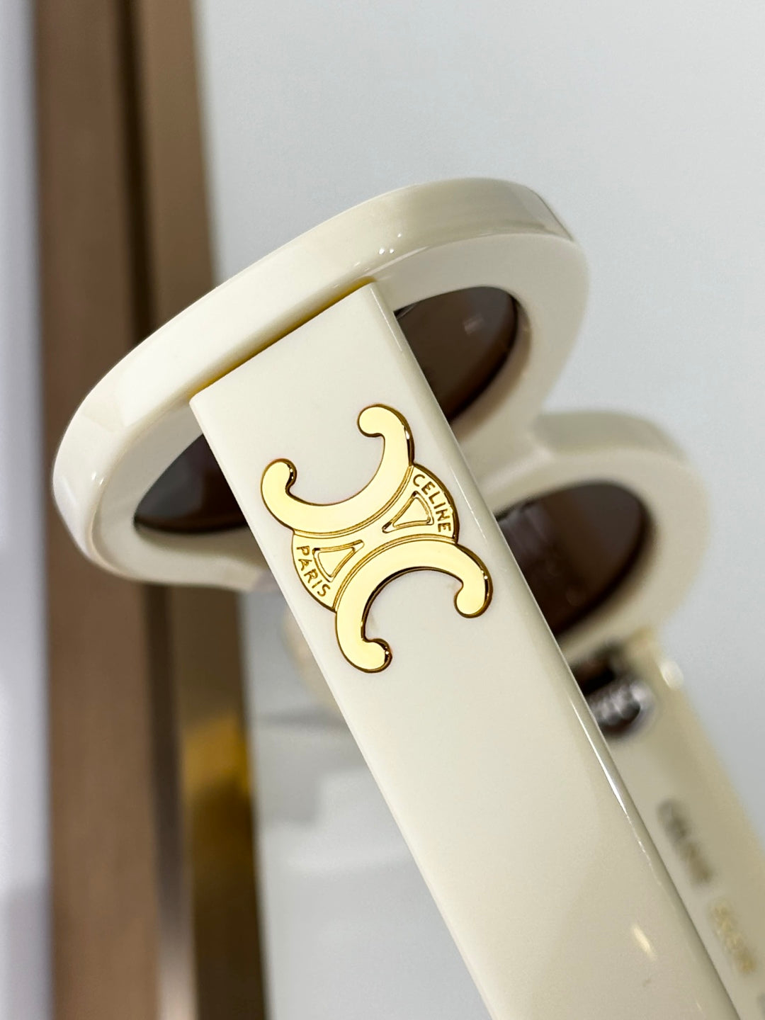 TRIOMPHE SUNGLASSES 40194U IN IVORY ACETATE