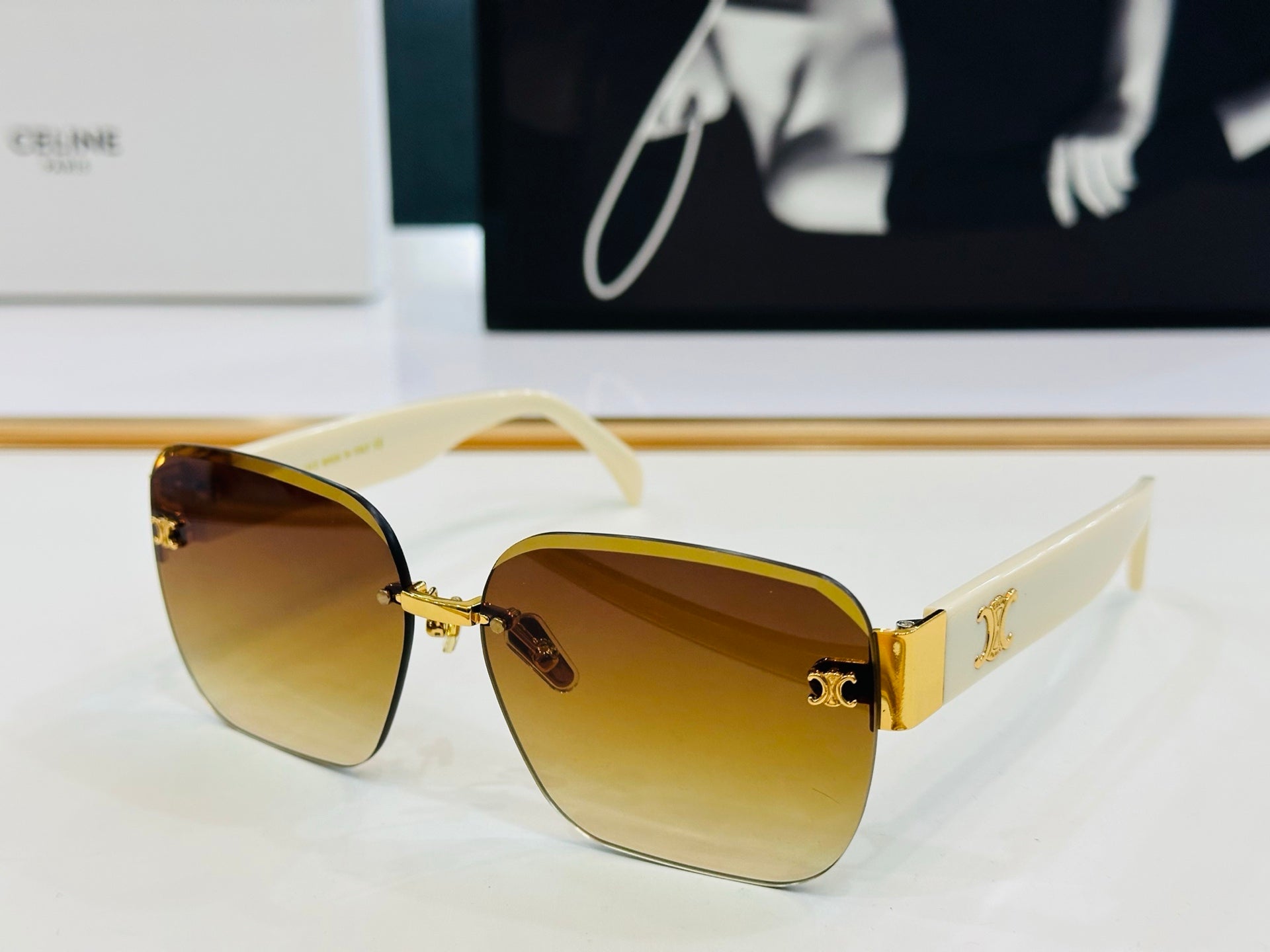 TRIOMPHE SUNGLASSES CL8031 IN ACETATE