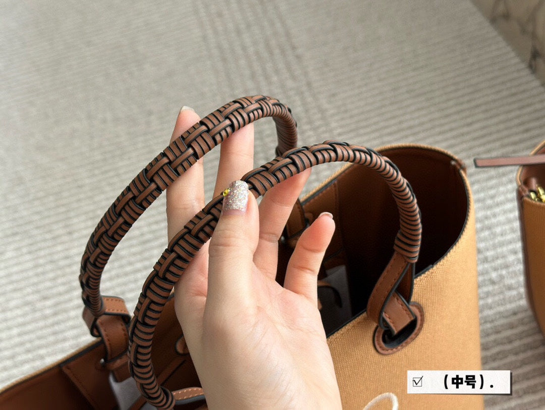 Loew Puzzle Fold Tote Iblack Shiny Calfskin