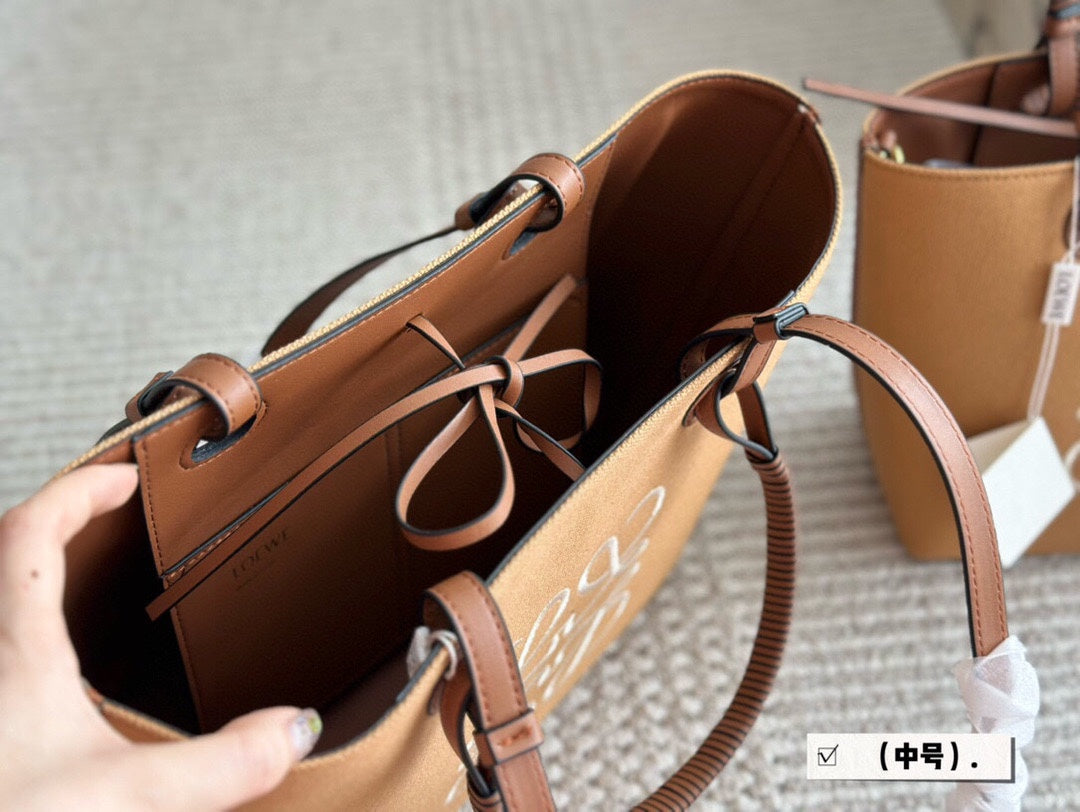 Loew Puzzle Fold Tote Iblack Shiny Calfskin