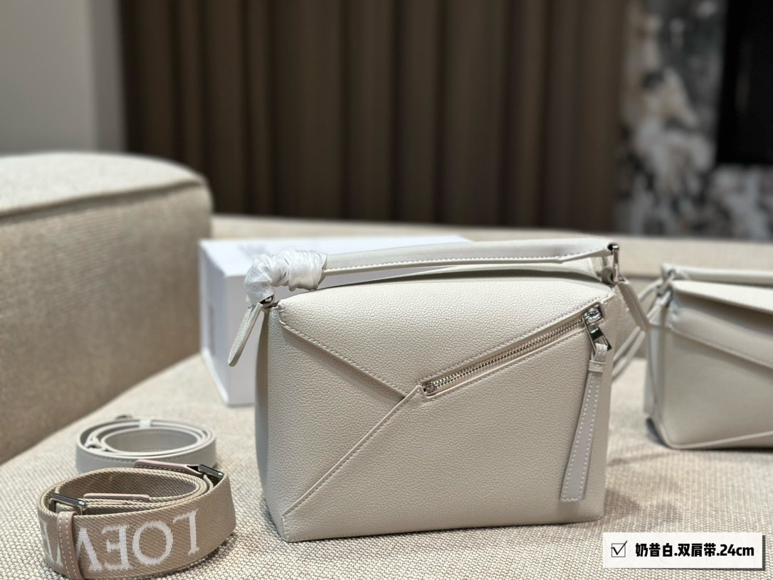 Loew Puzzle Fold Tote Iblack Shiny Calfskin