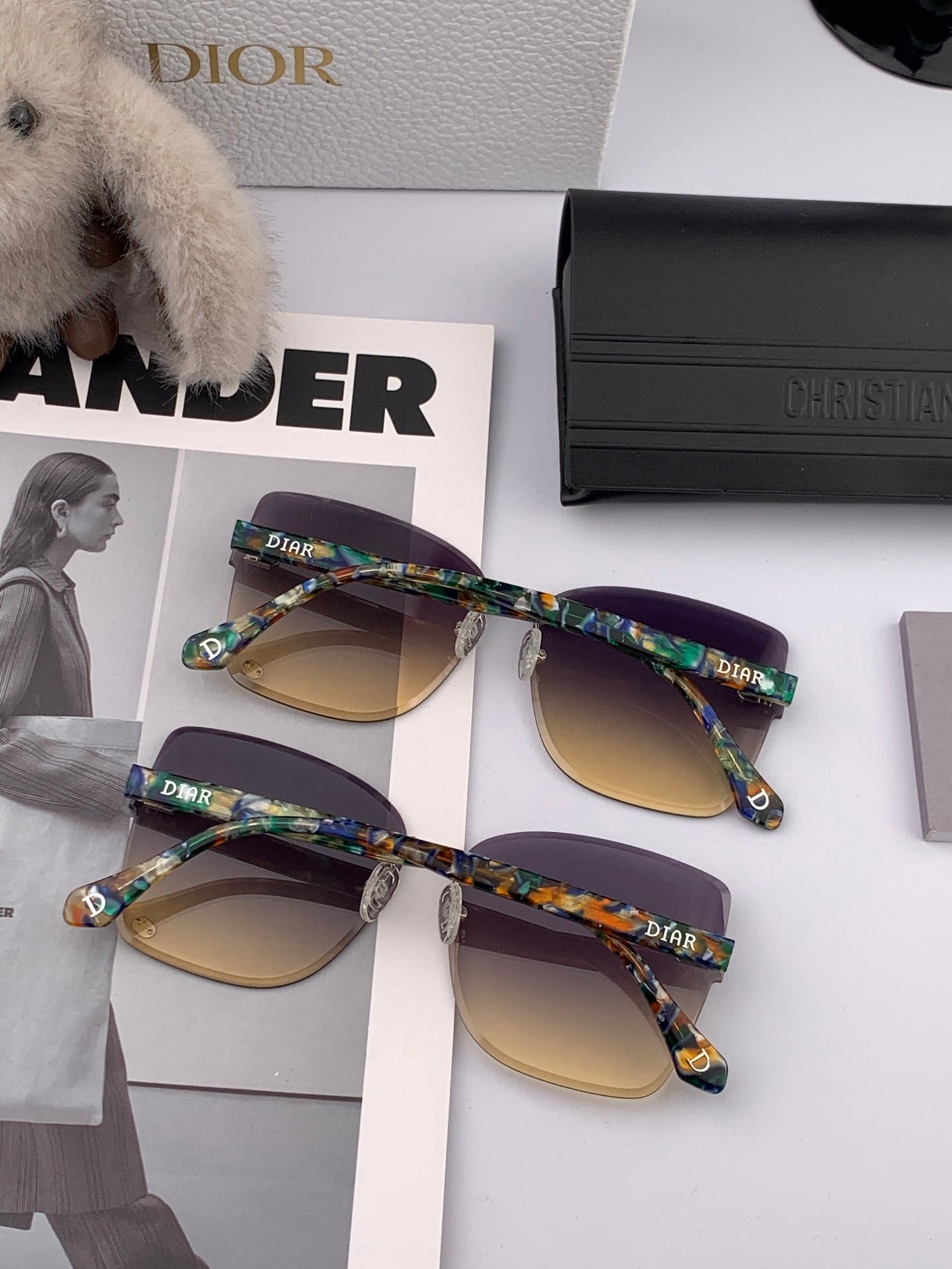 Montaigne Sunglass Cd6710 In Multicolor Acetate