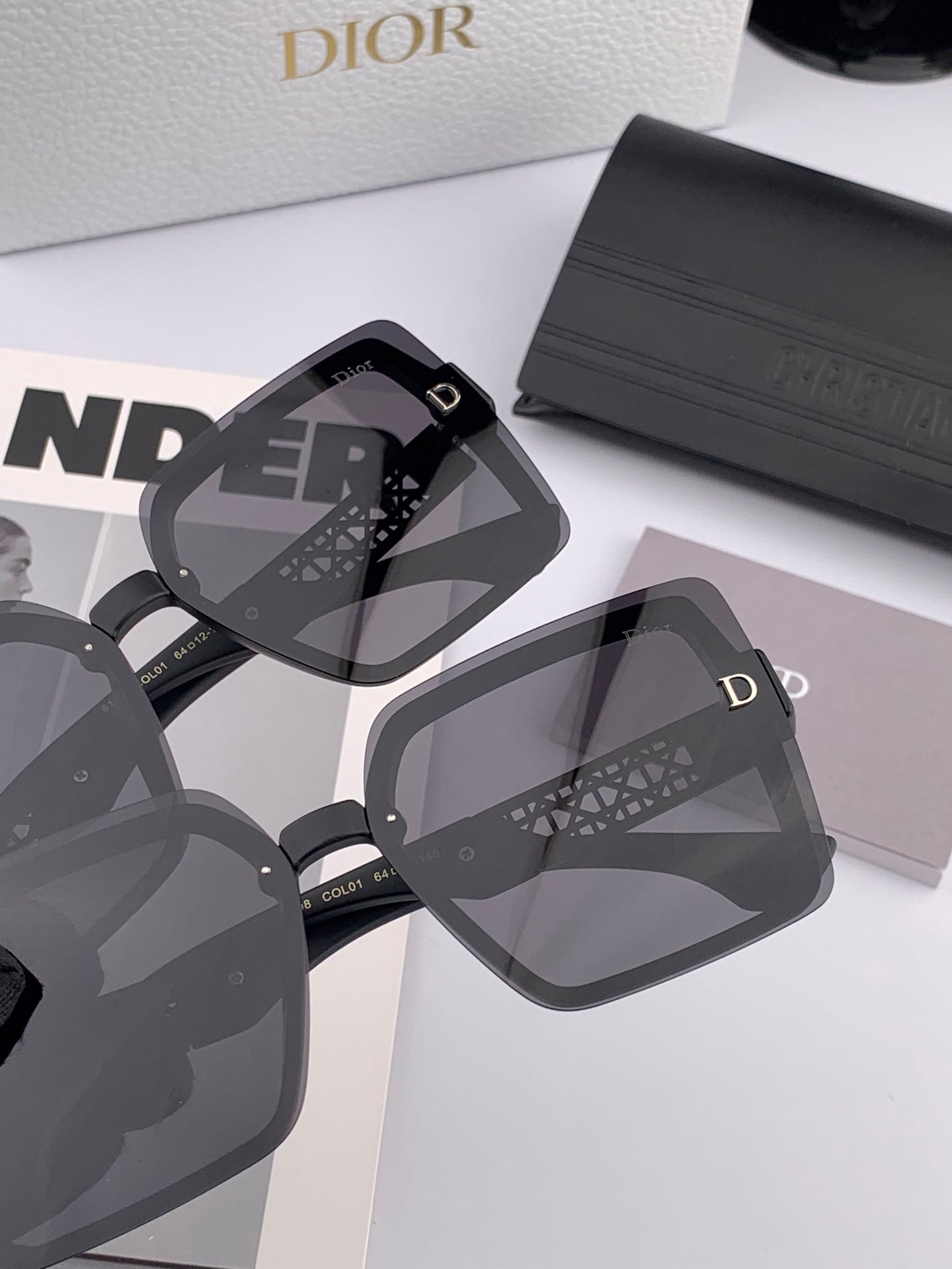 Montaigne Sunglass Cd1086 In Acetate