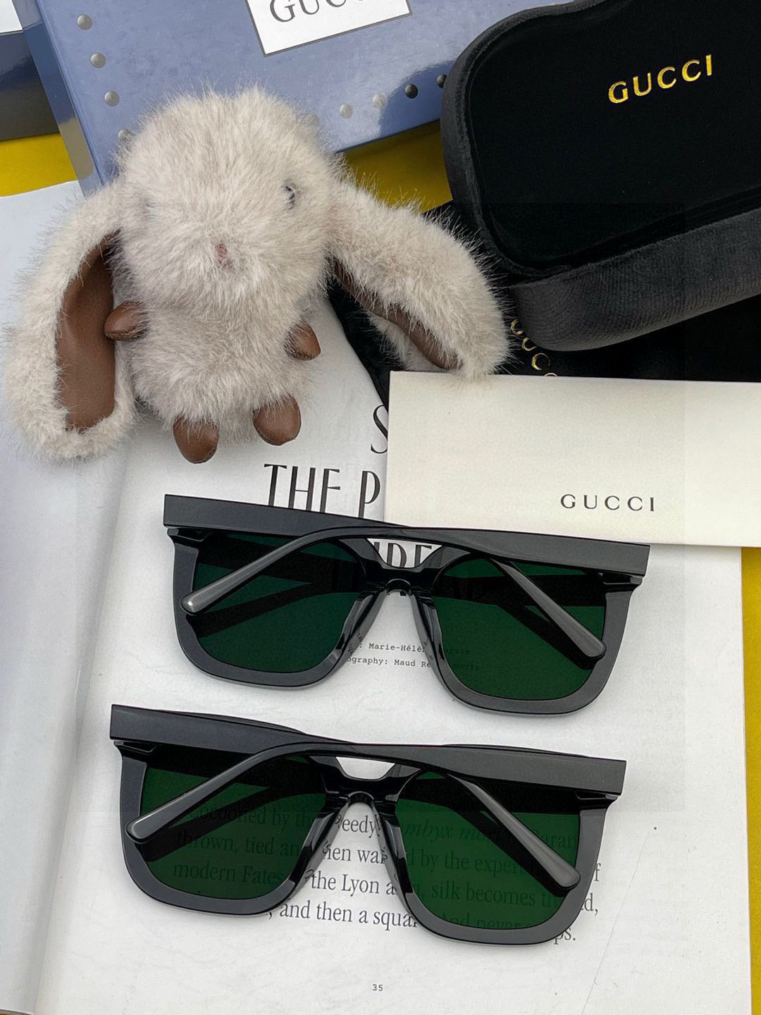 Gucci Sunglasses 560806
