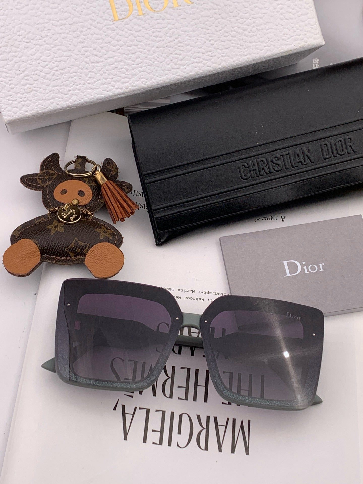 Montaigne Square Sunglass D6227 In Acetate