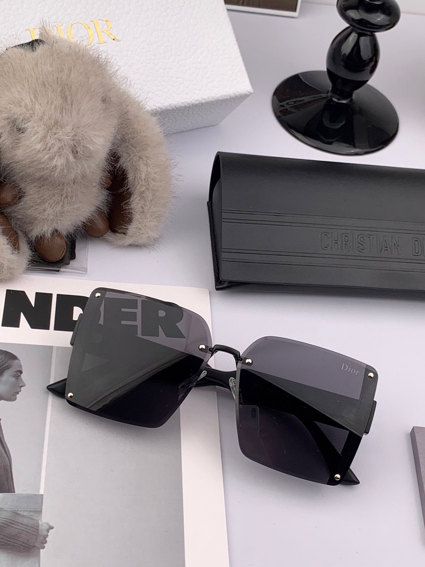 Montaigne Square Sunglass Cd1677 In Acetate