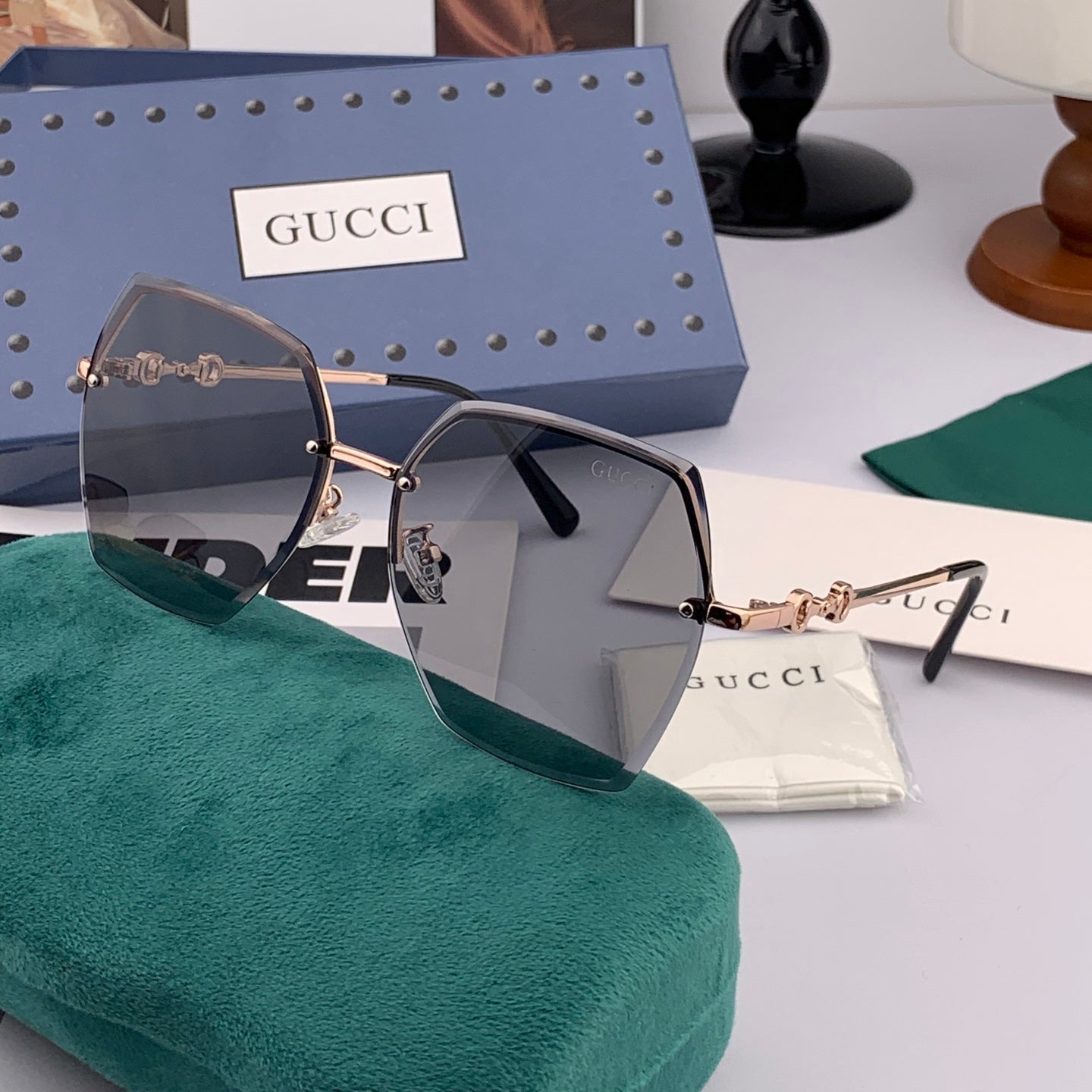 SQUARE FRAME SUNGLASSES G120 IN METAL