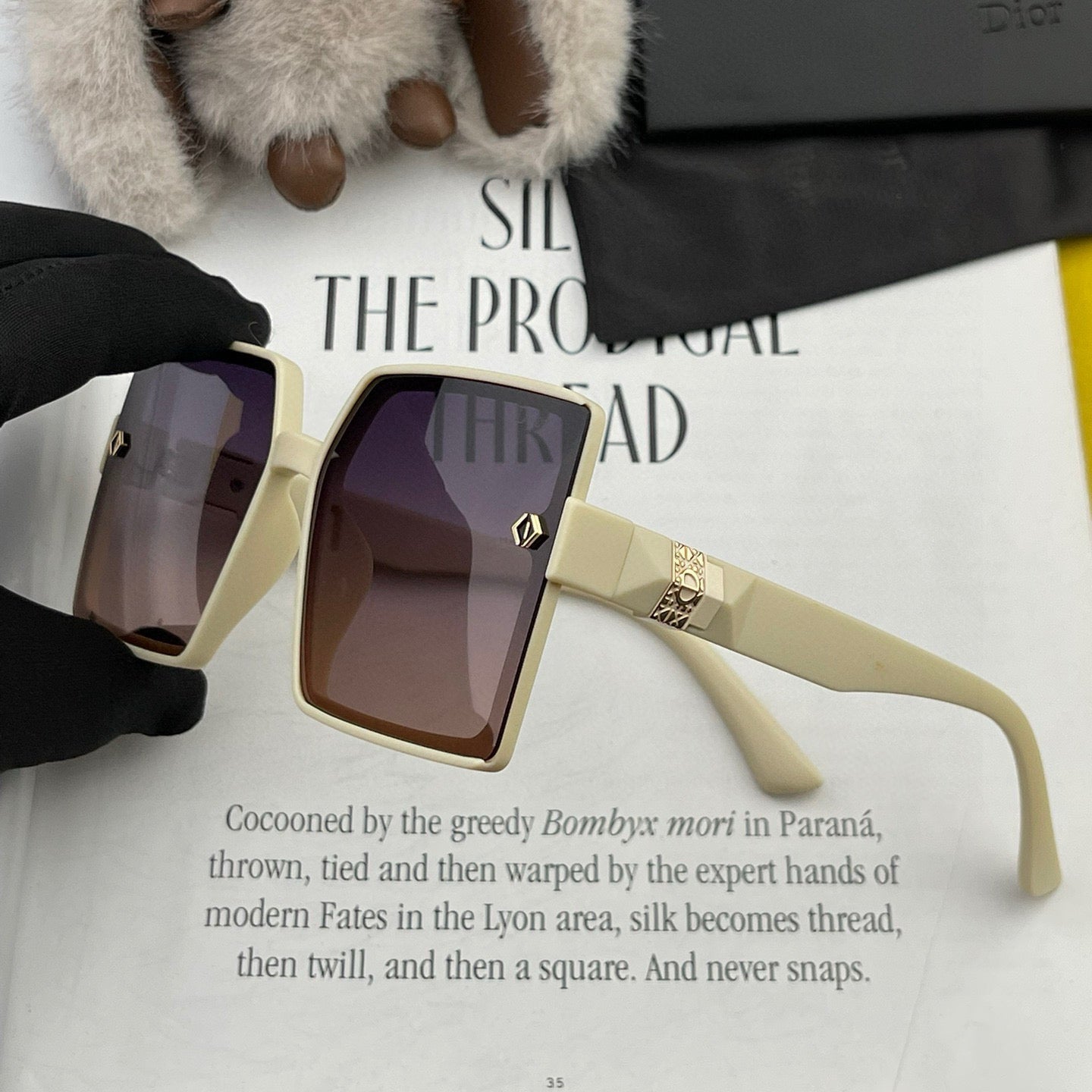 Montaigne Sunglass Cd9781 In Acetate