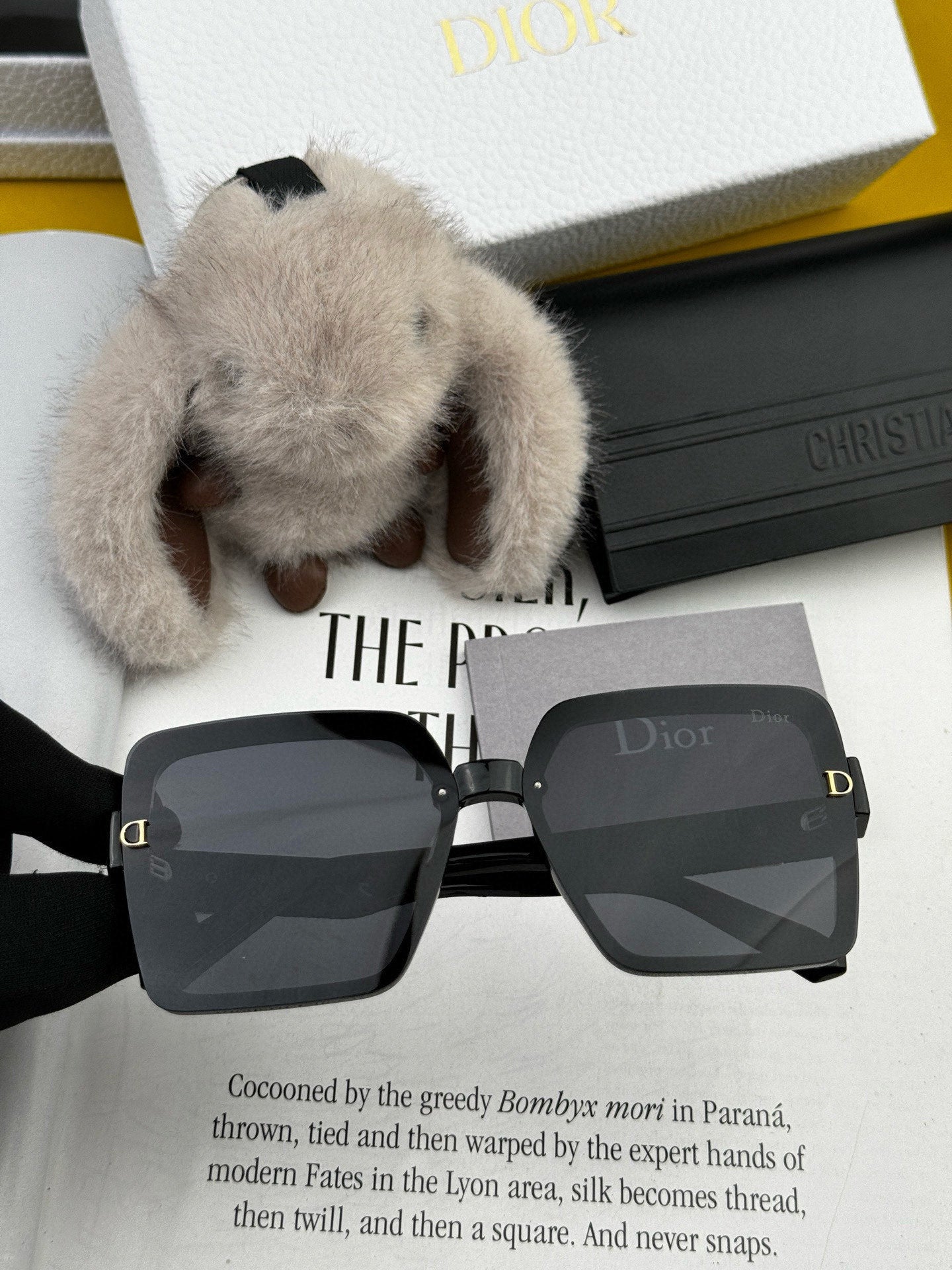 Montaigne Sunglass Cd6251 In Acetate