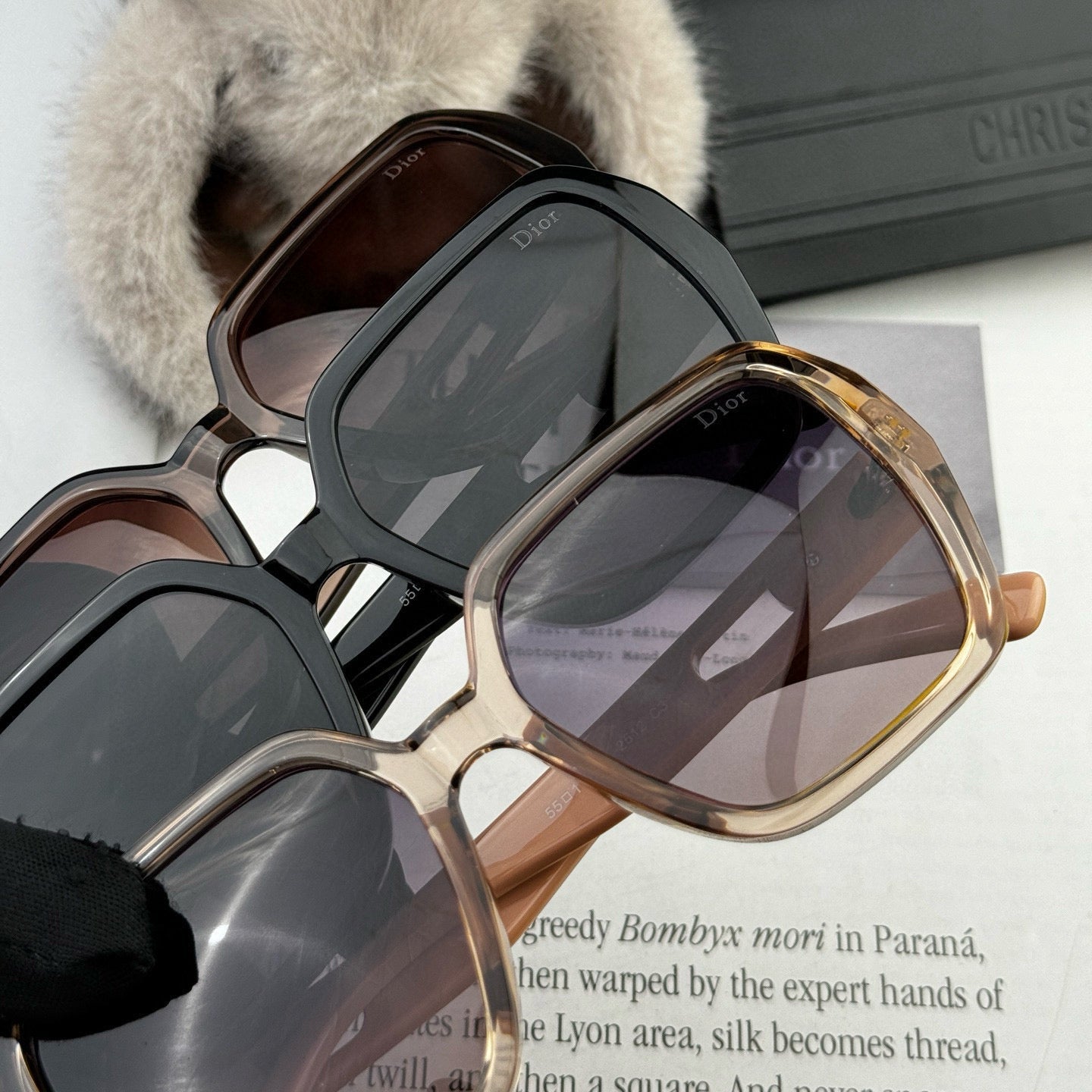 Montaigne Sunglass Cd2512 In Acetate