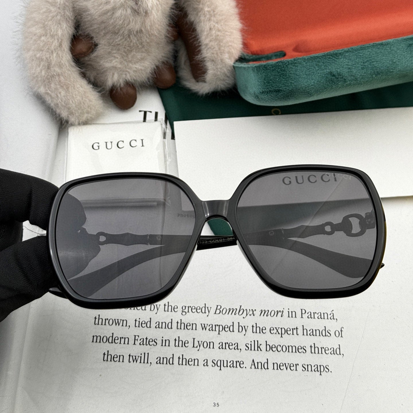 CHAIN LINK DETAIL SQUARE FRAME SUNGLASSES G3612 IN ACETATE