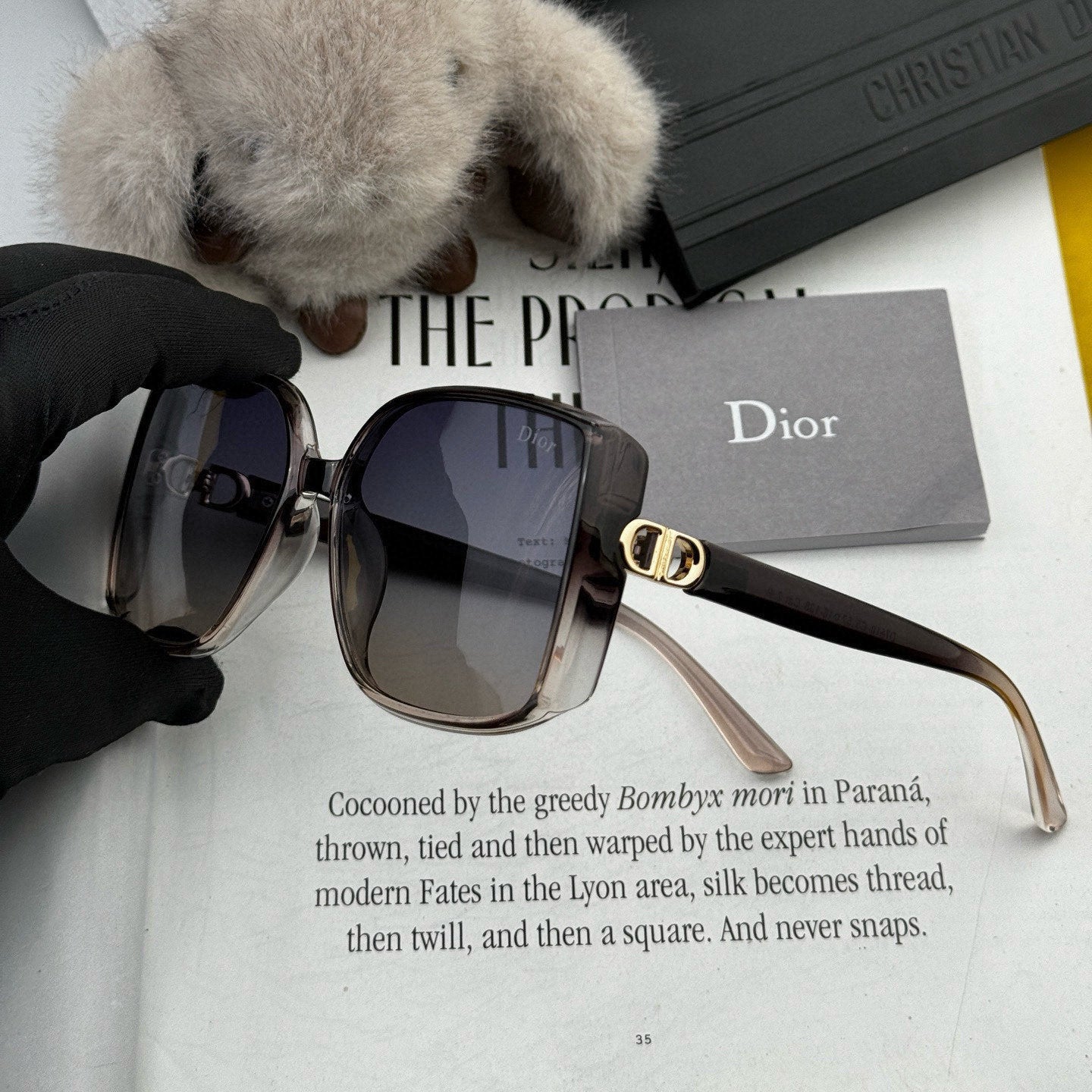 Montaigne Sunglass Cd0751 In Acetate