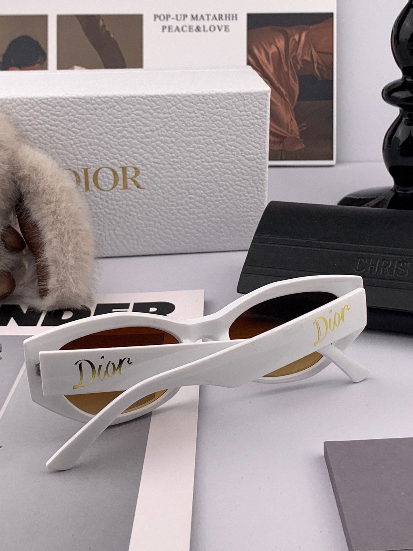 Montaigne Sunglass D8620 In White Acetate Brown Lenses