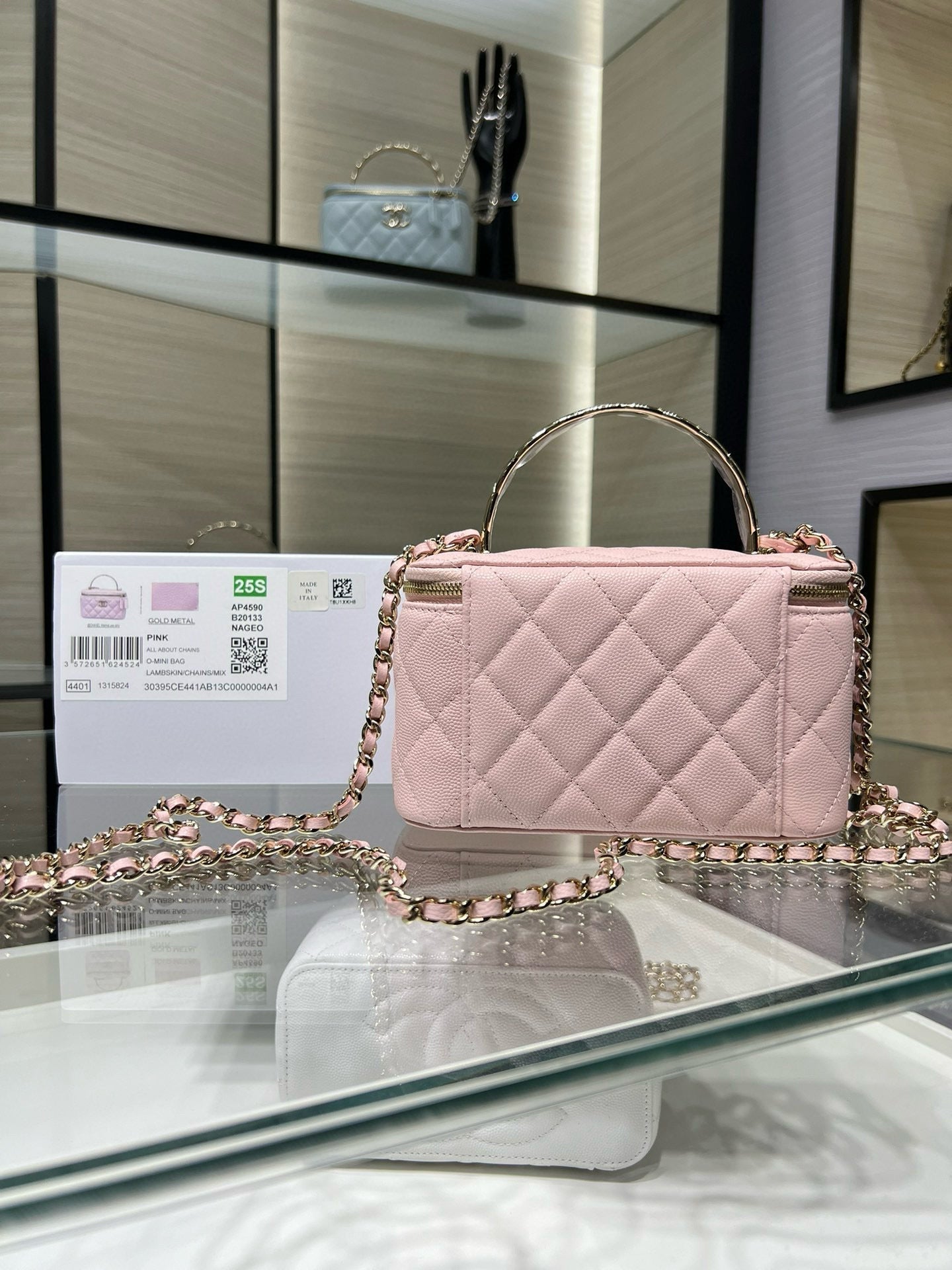 CC Large Tote 39 Light Beige Canvas Pearl Logo