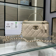 CC Large Tote 39 Light Beige Canvas Pearl Logo