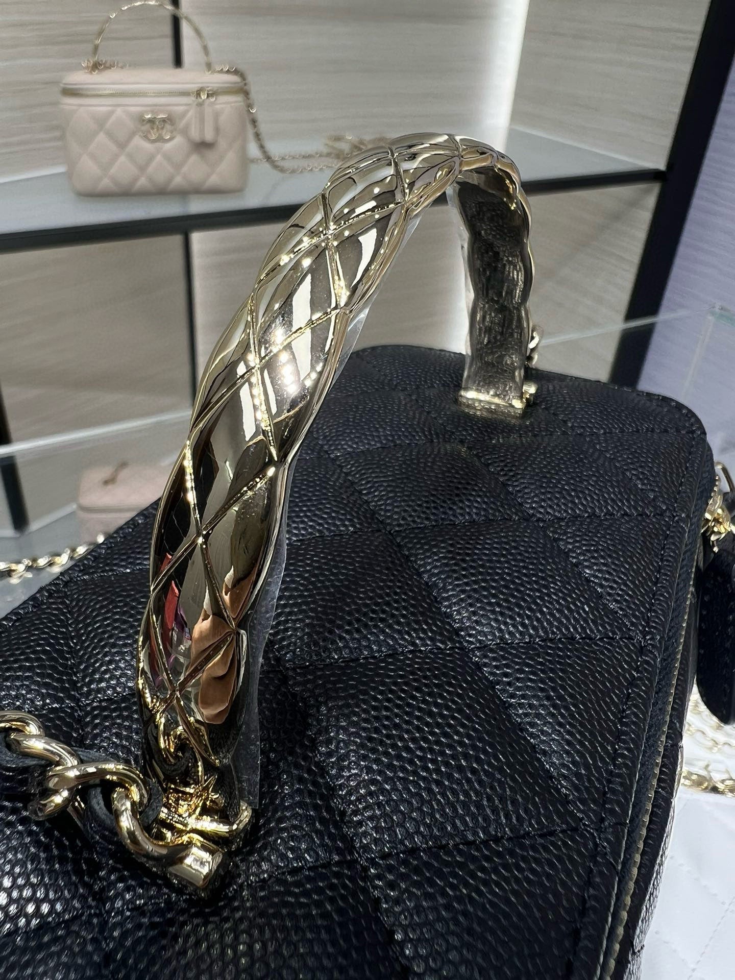 CC Large Tote 39 Light Beige Canvas Pearl Logo