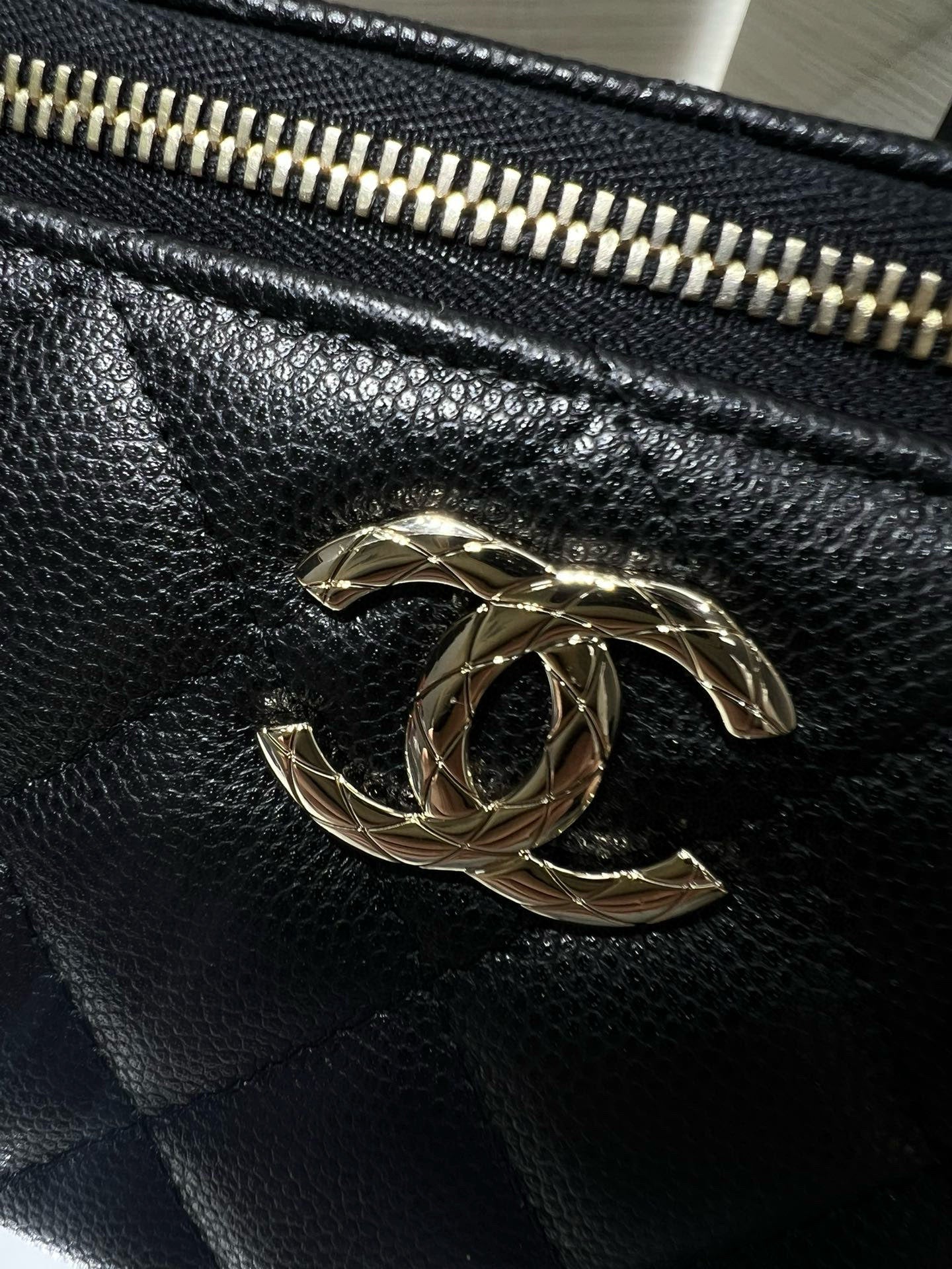 CC Large Tote 39 Light Beige Canvas Pearl Logo