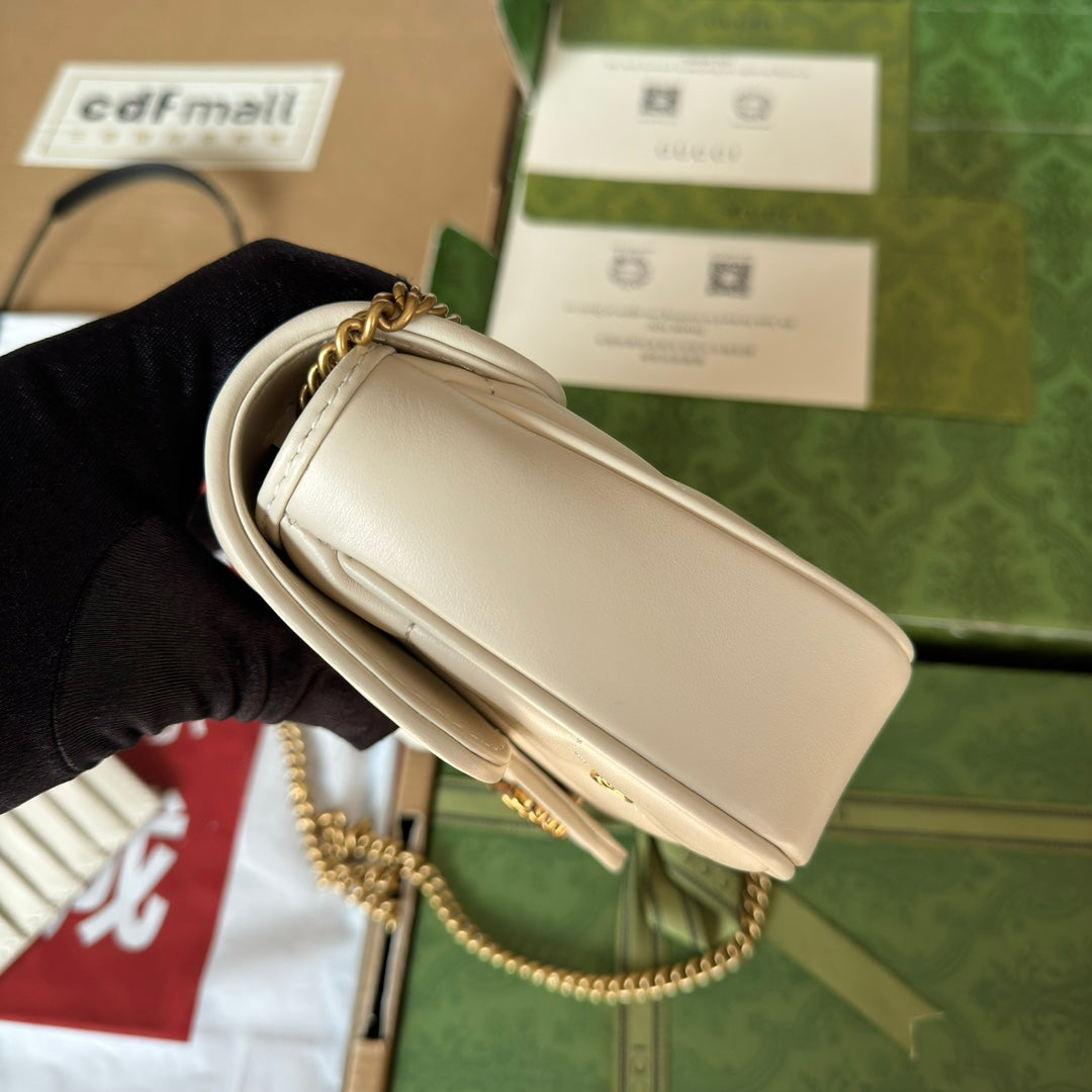 gg marmont 21cm white calfskin double g stud gold hardware