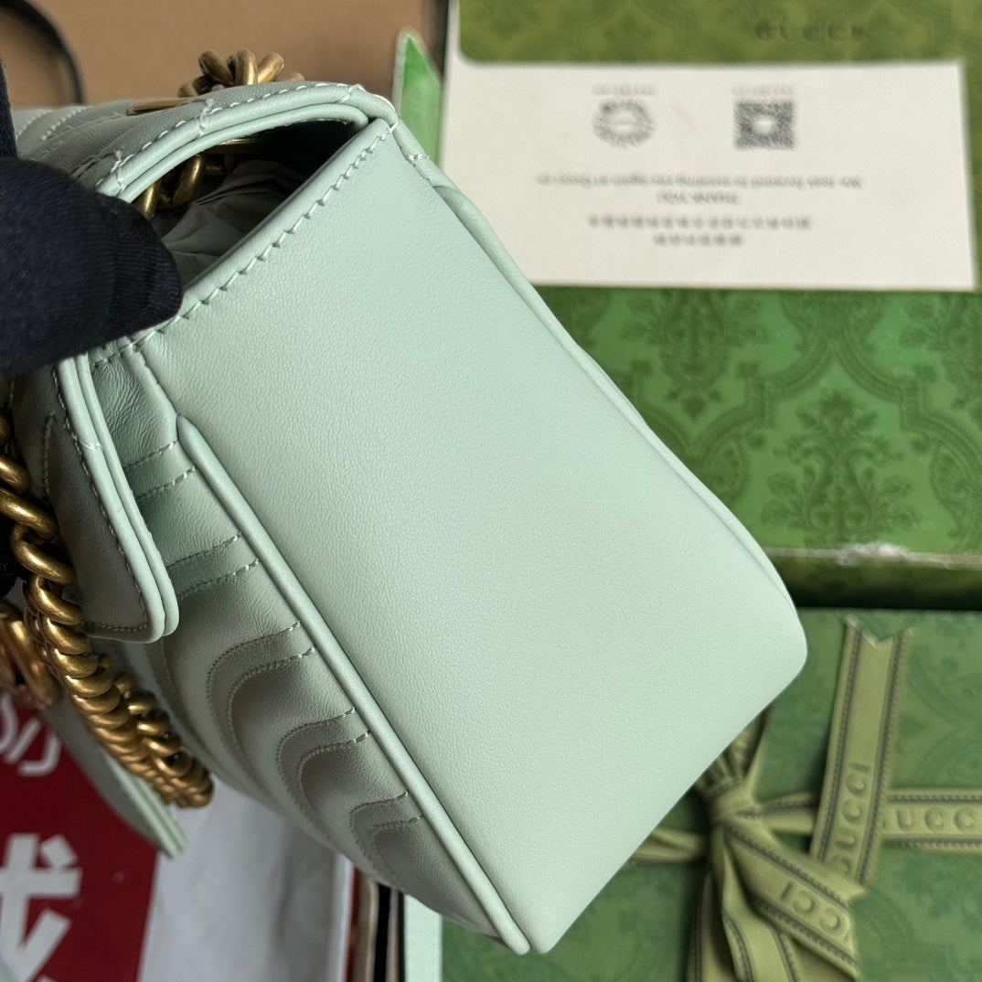 gg marmont 26cm turquoise calfskin gold hardware