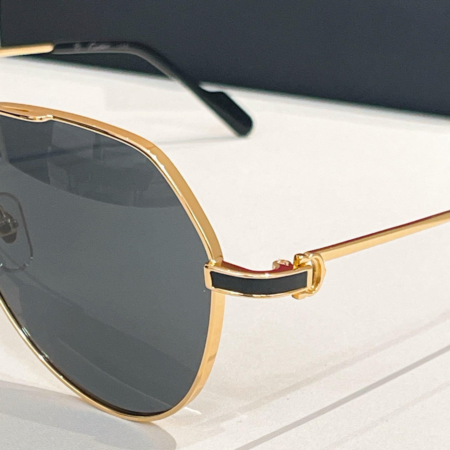 Première Aviator Frame Sunglasses Ct0334S In Metal