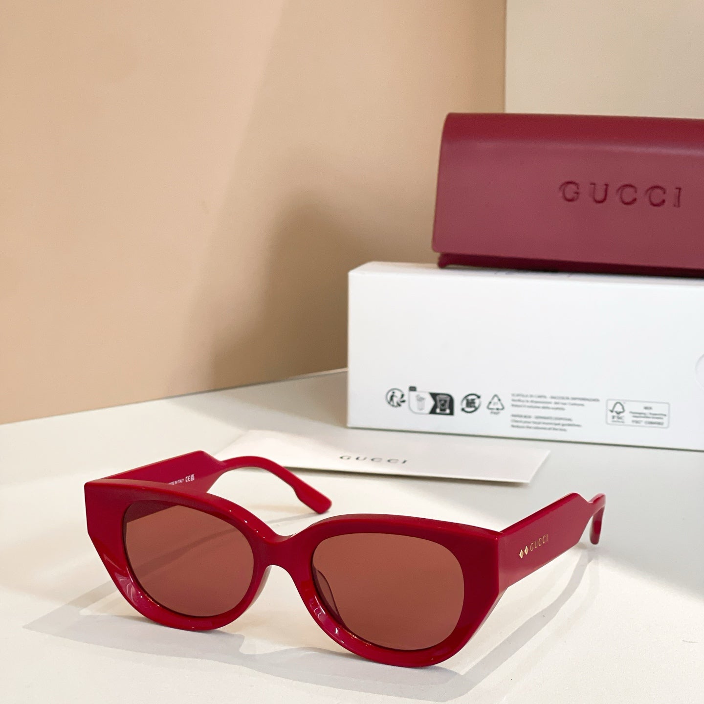 Gucci Sunglasses 597582