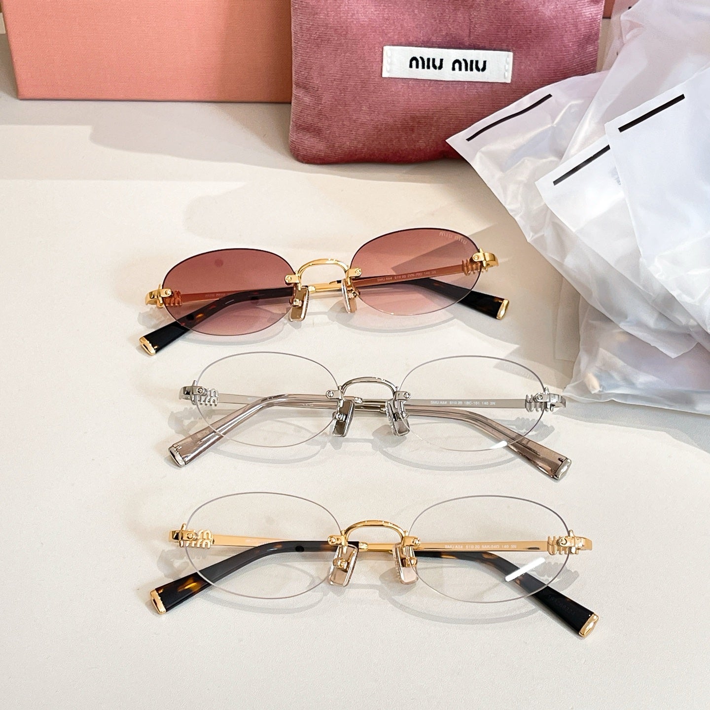 Miumiu Sunglasses 674435
