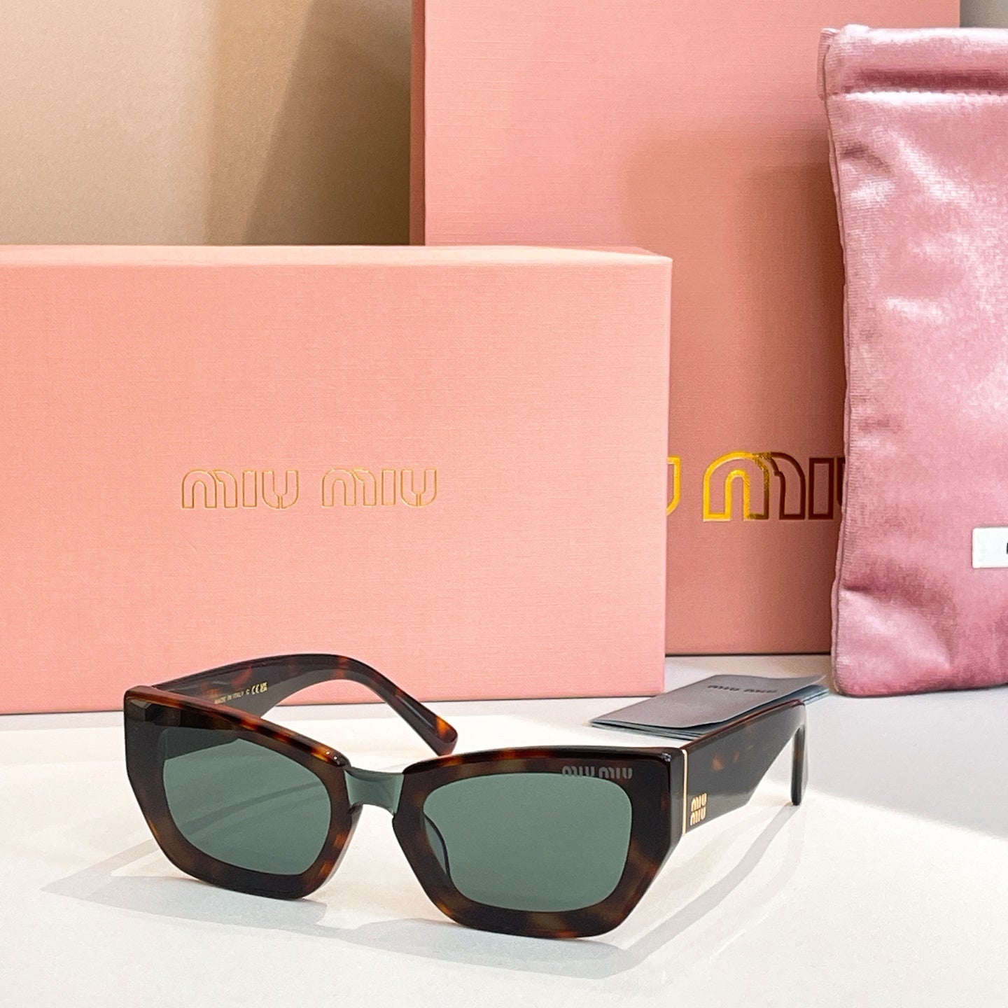 Miumiu Sunglasses 655441