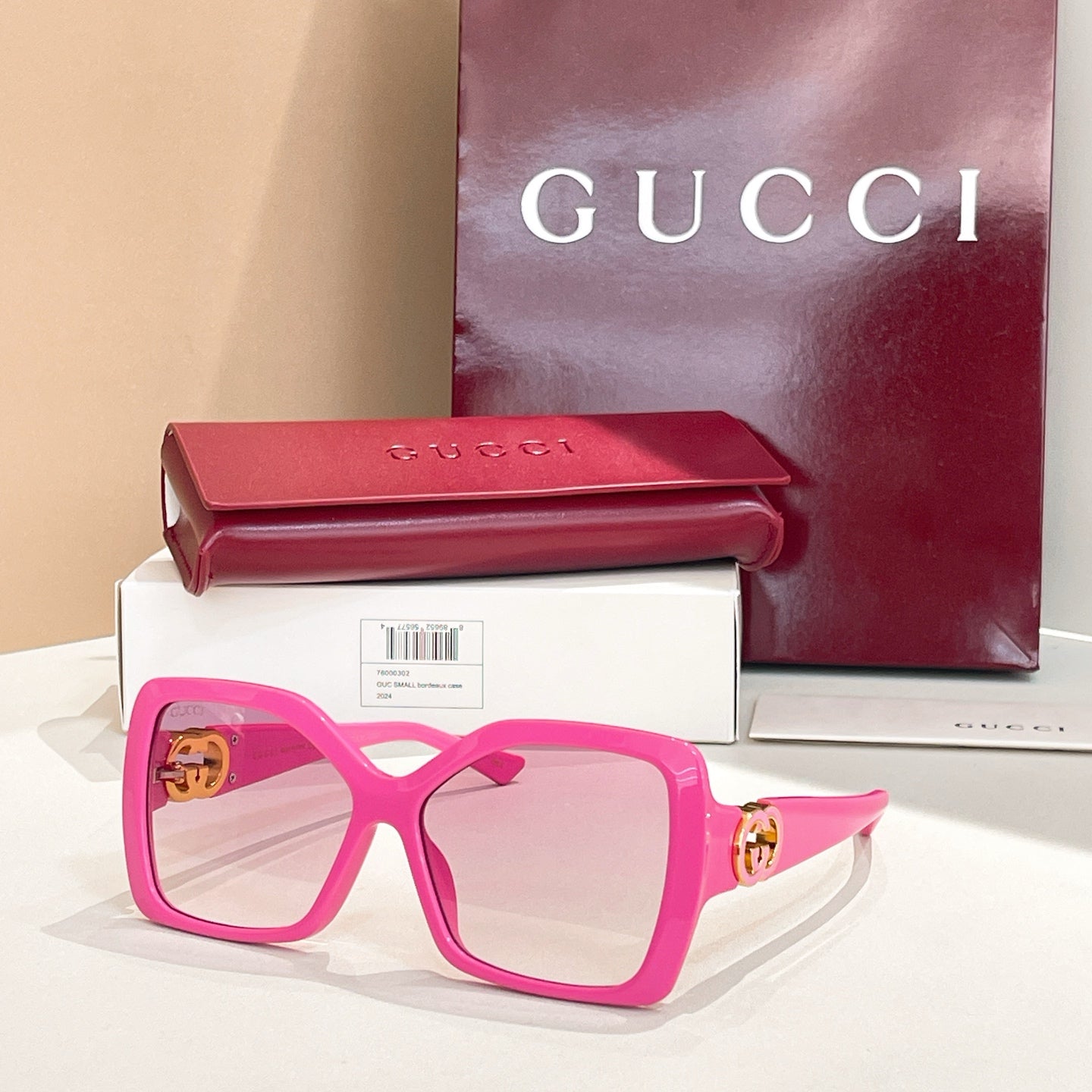 Gucci Sunglasses 661457