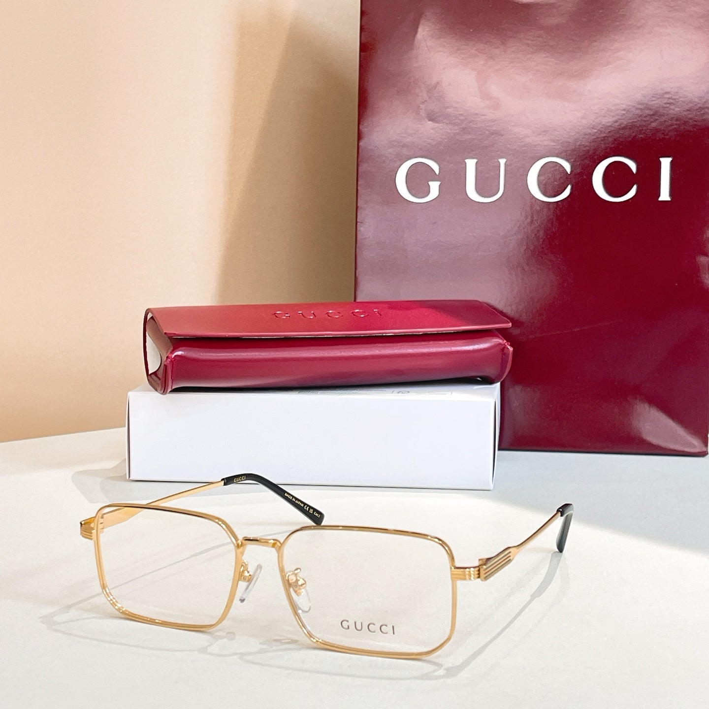 Gucci Sunglasses 679510