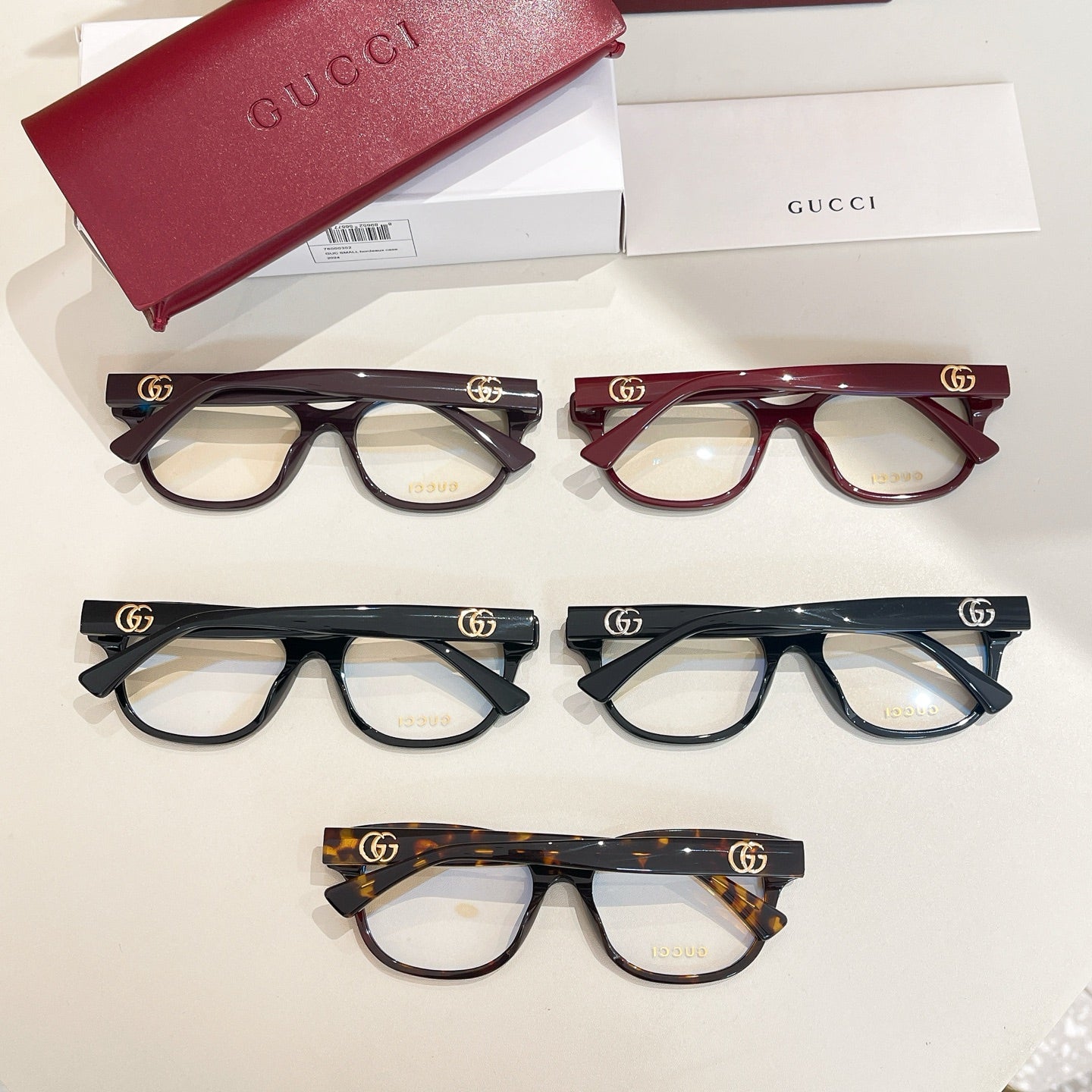 Gucci Sunglasses 686099