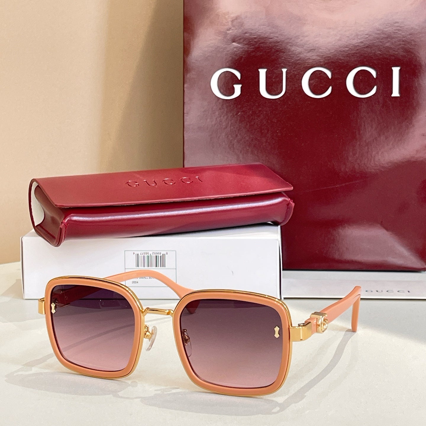Gucci Sunglasses 690912