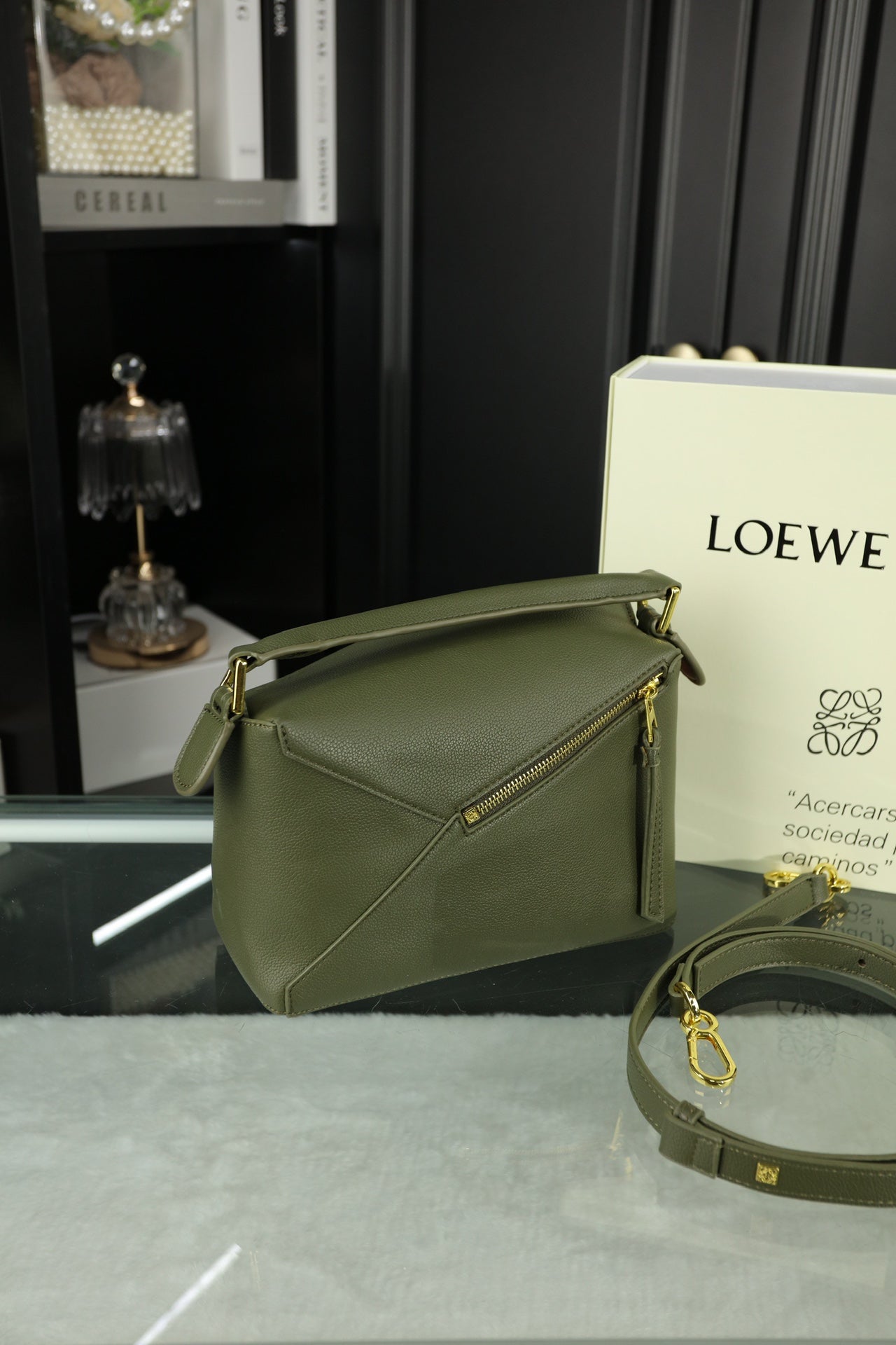 Loew Puzzle Fold Tote Iblack Shiny Calfskin