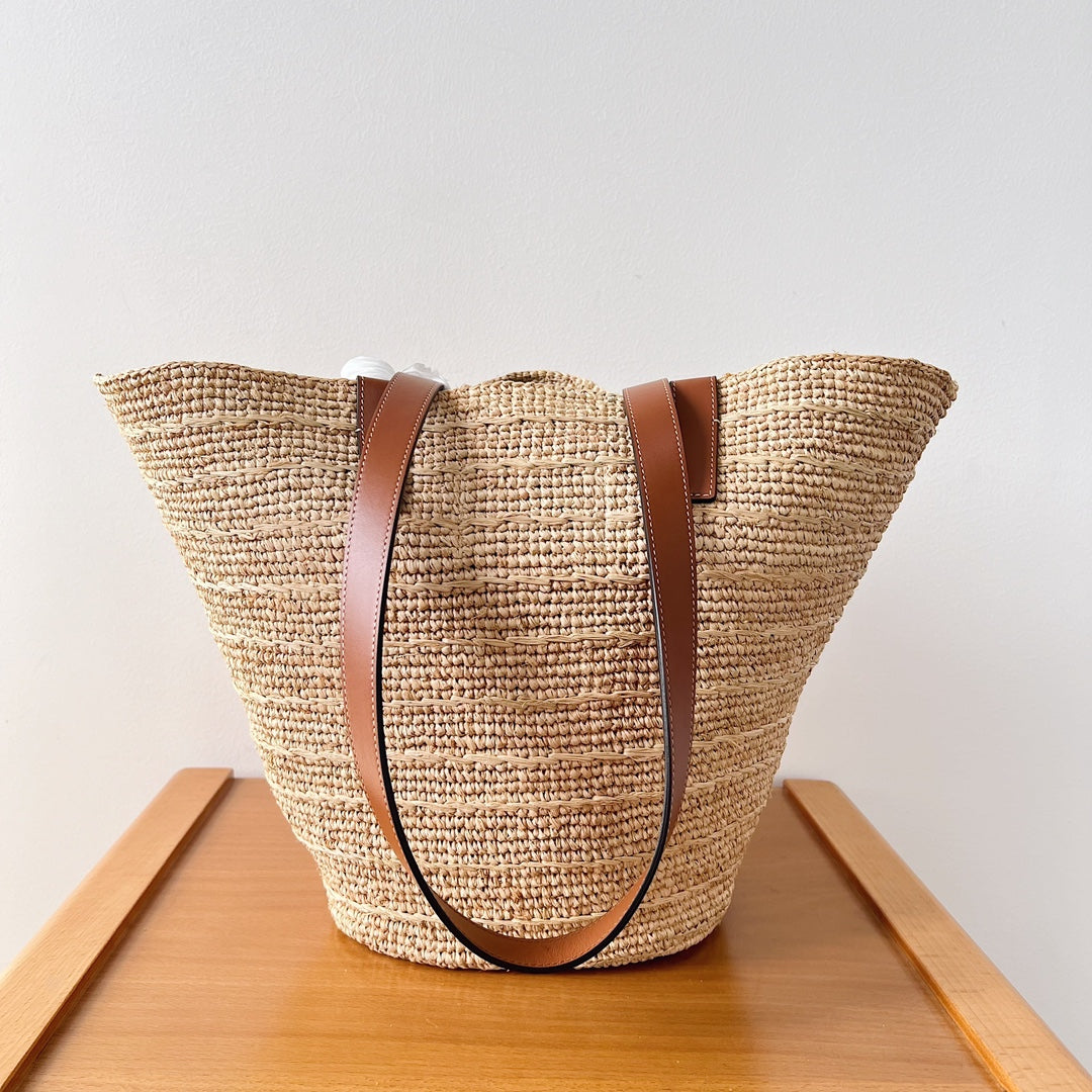 MEDIUM SUPPLE 30 CLASSIC PANIER BEIGE RAFFIA TAN CALFSKIN