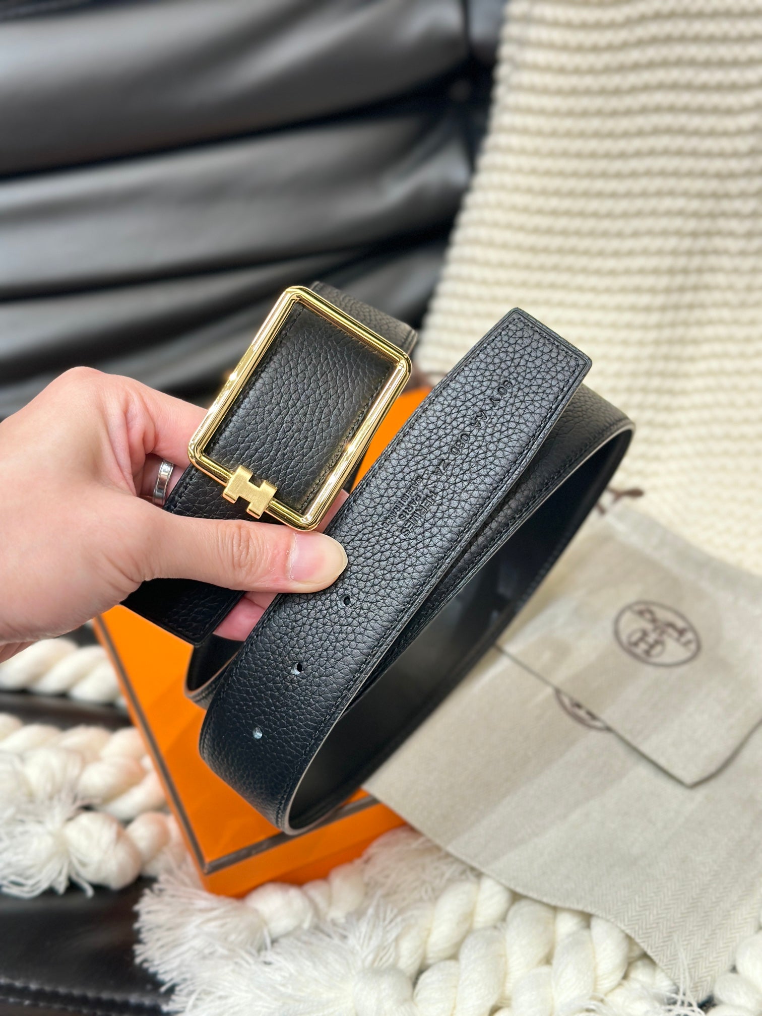 Hm Tube H Belt Gold Buckle & Reversible Black Leather Strap 38Mm