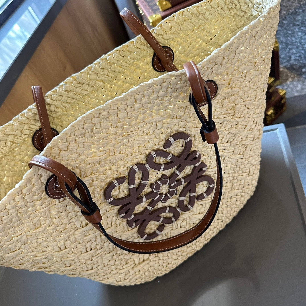 Loew Puzzle Fold Tote Iblack Shiny Calfskin