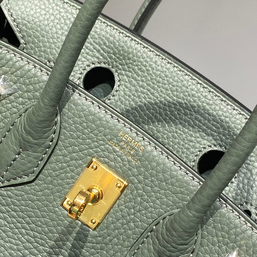 HM Birkin 20cm Vert Amande Togo Leather Gold Hardware