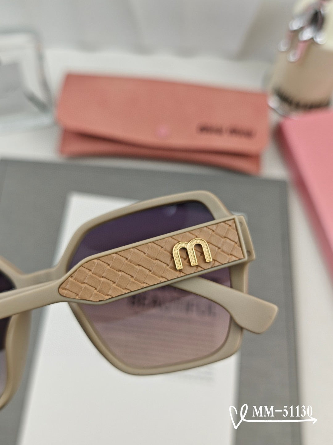 Miumiu Sunglasses 559559