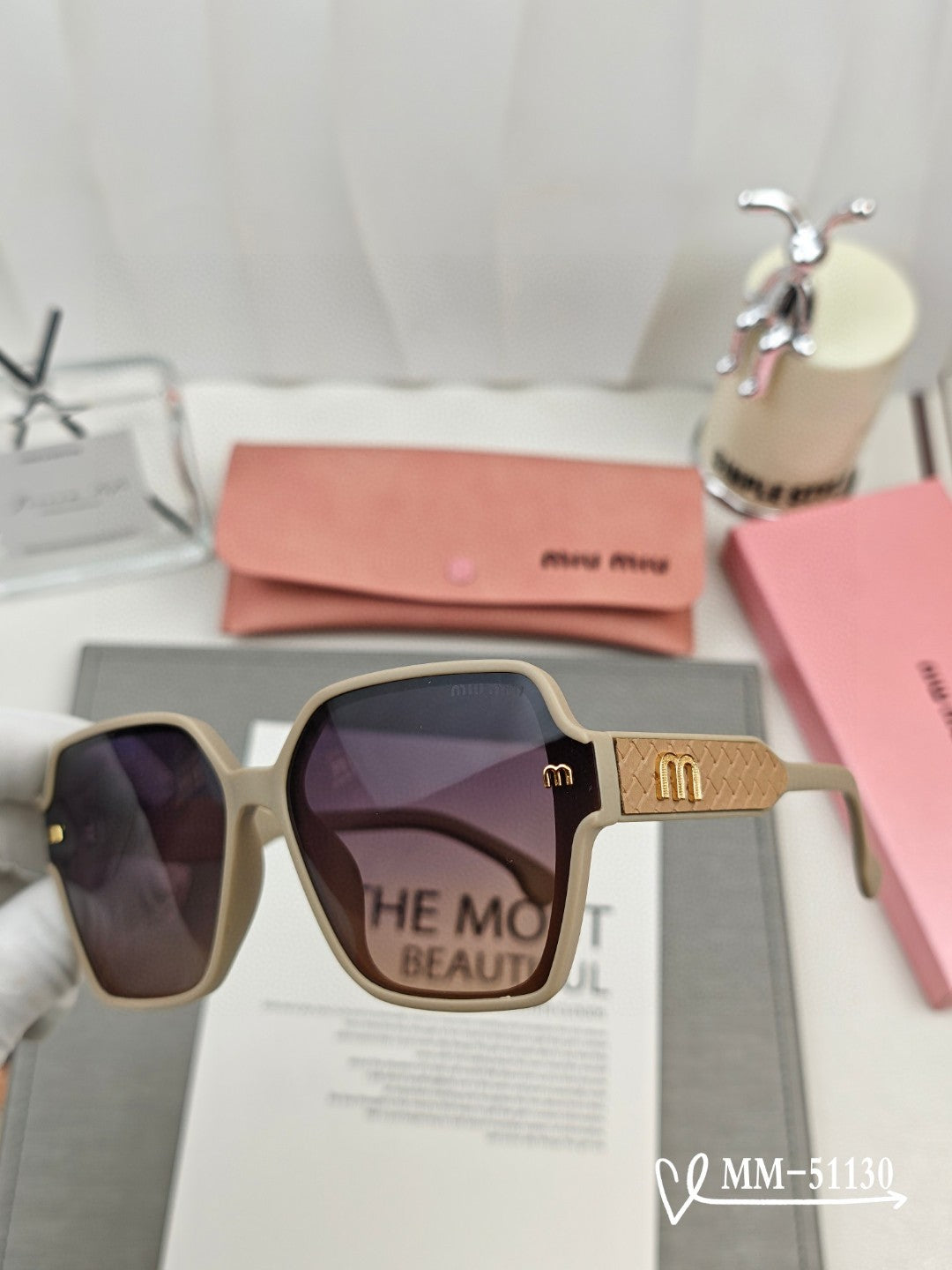 Miumiu Sunglasses 559559
