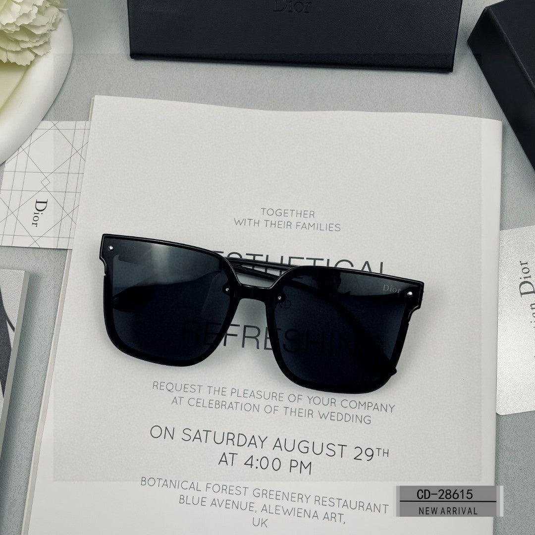 Montaigne Square Sunglass 28615 In Acetate